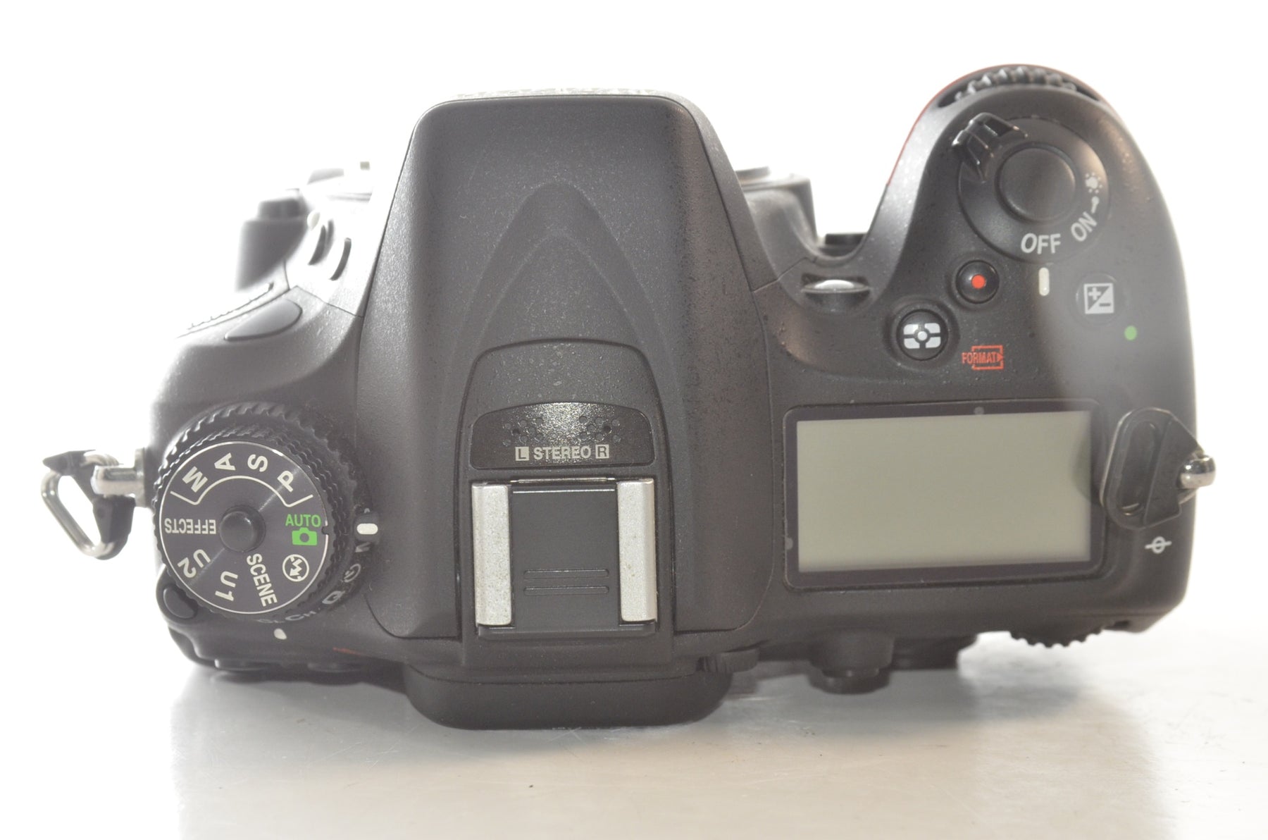 【外観特上級】Nikon デジタル一眼レフカメラ D7100 ボディー D7100