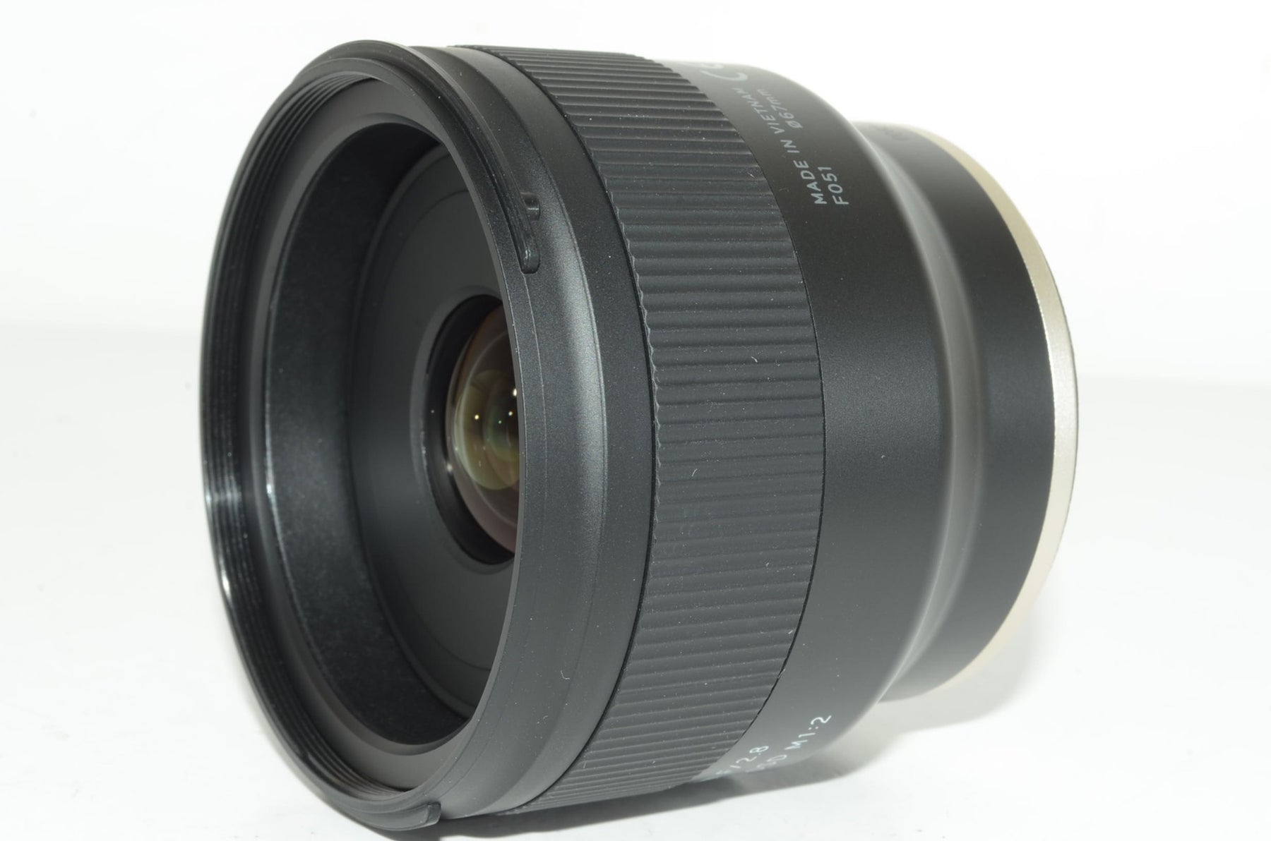 【外観特上級】タムロン 20mm F/2.8 Di III OSD M1:2 (Model:F050)※FEマウント用レンズ(フルサイズミラーレス対応) 20F/2.8DI3OSDF050