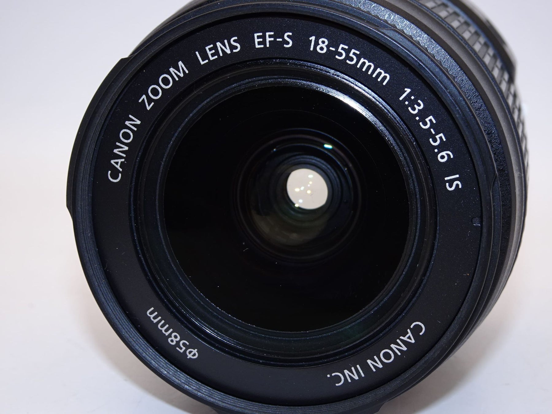 【外観特上級】Canon 標準ズームレンズ EF-S18-55mm F3.5-5.6 IS