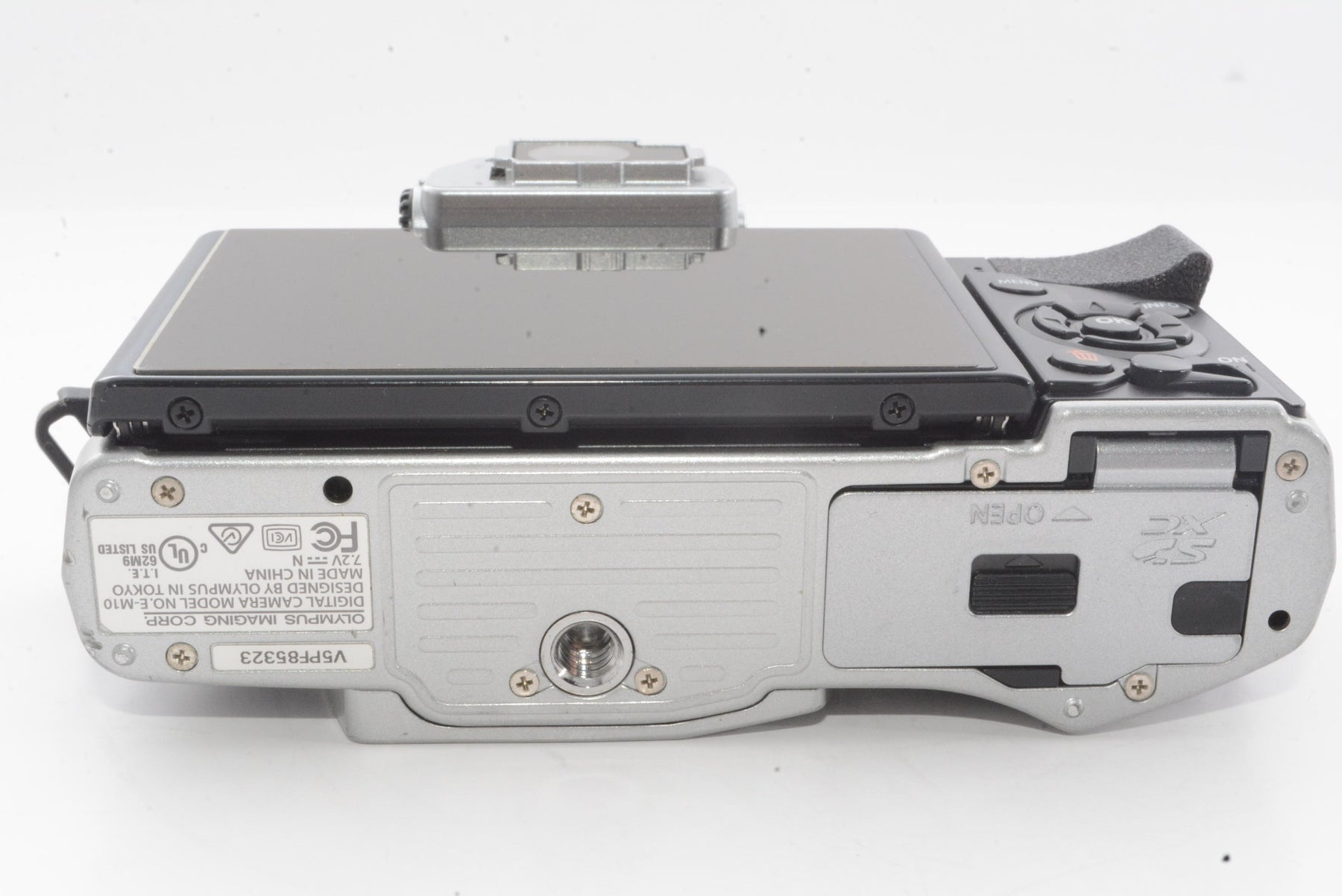【外観並級】OLYMPUS OM-D E-M10 ボディ シルバー ミラーレス一眼 OM-D E-M10 BODY SLV