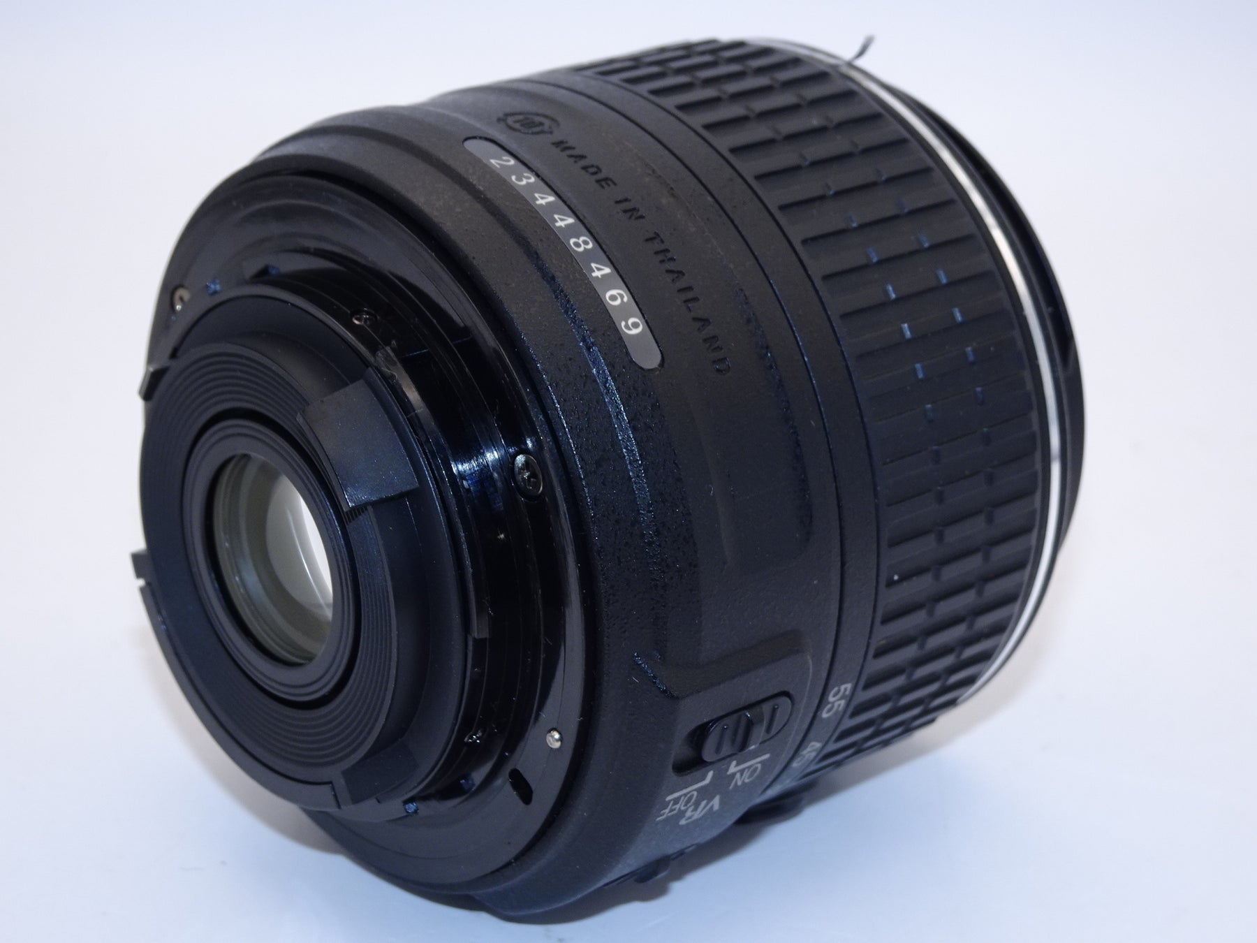 【外観並級】Nikon 標準ズームレンズ AF-S DX NIKKOR 18-55mm f/3.5-5.6G VR II