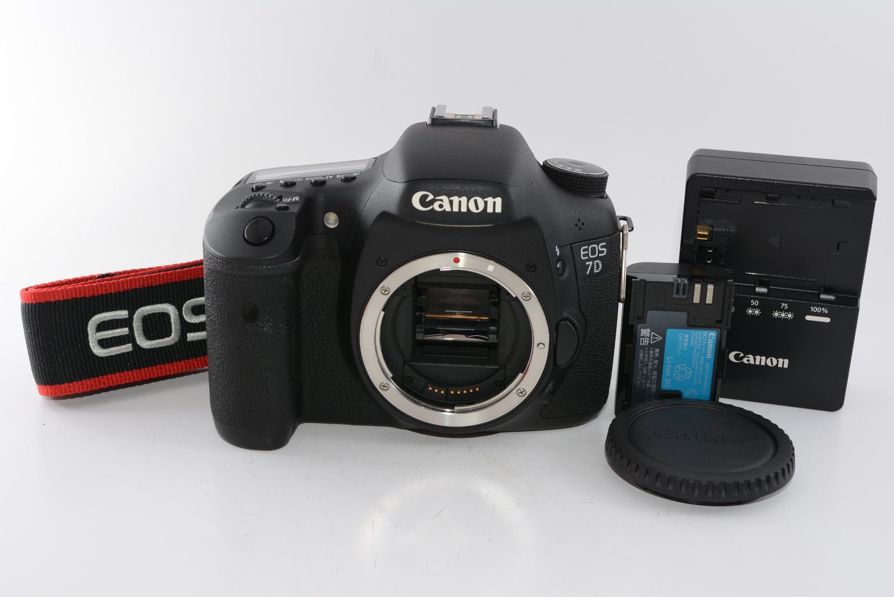 【外観特上級】Canon デジタル一眼レフカメラ EOS 7D ボディ EOS7D