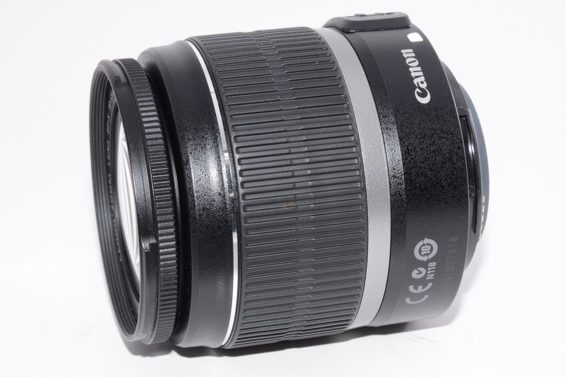 【外観特上級】Canon 標準ズームレンズ EF-S18-55mm F3.5-5.6 IS