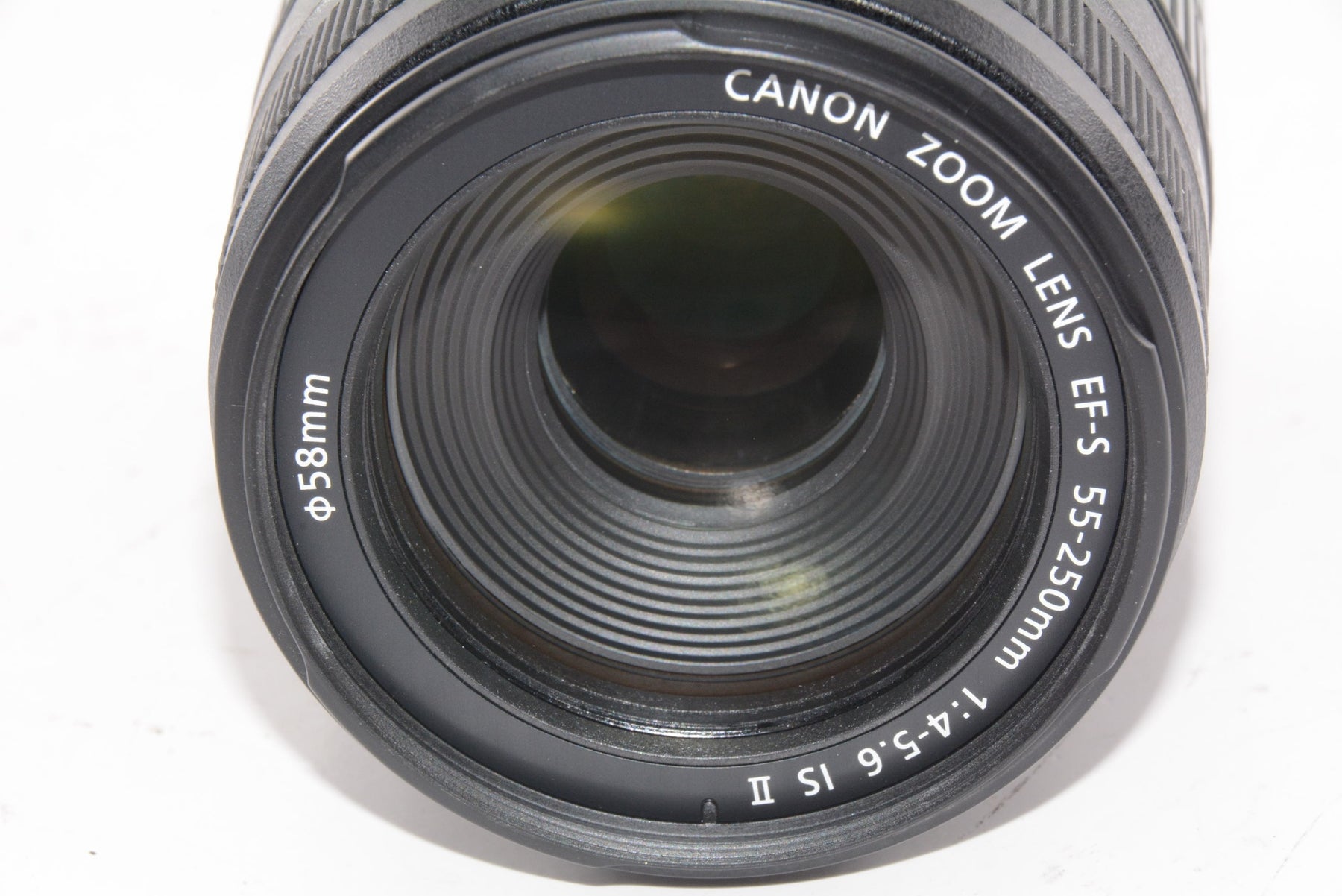 【外観特上級】Canon 望遠ズームレンズ EF-S55-250mm F4-5.6 IS II