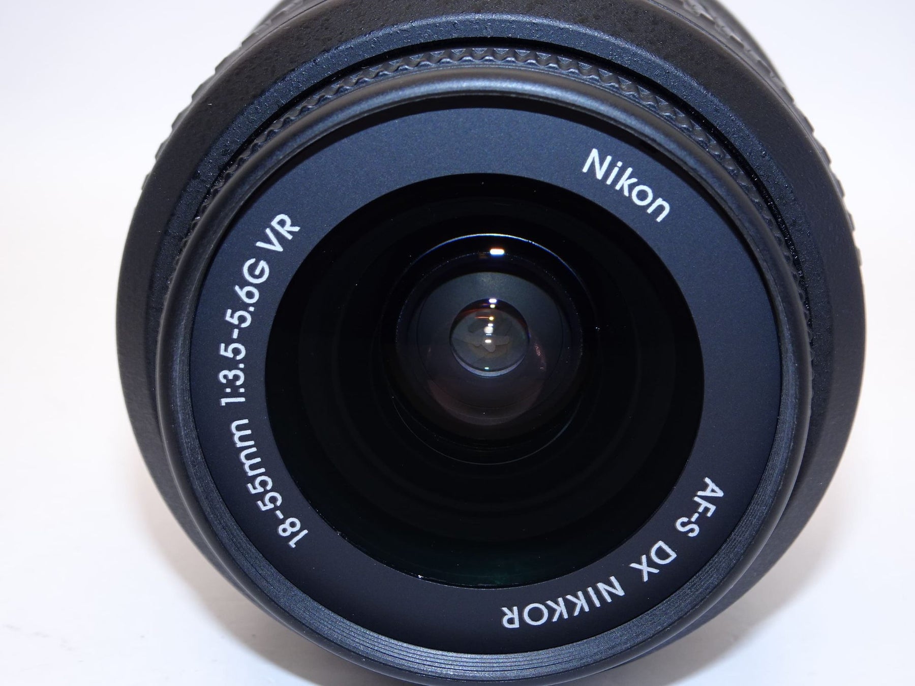 【外観特上級】Nikon 標準ズームレンズ AF-S DX NIKKOR 18-55mm f3.5-5.6G VR