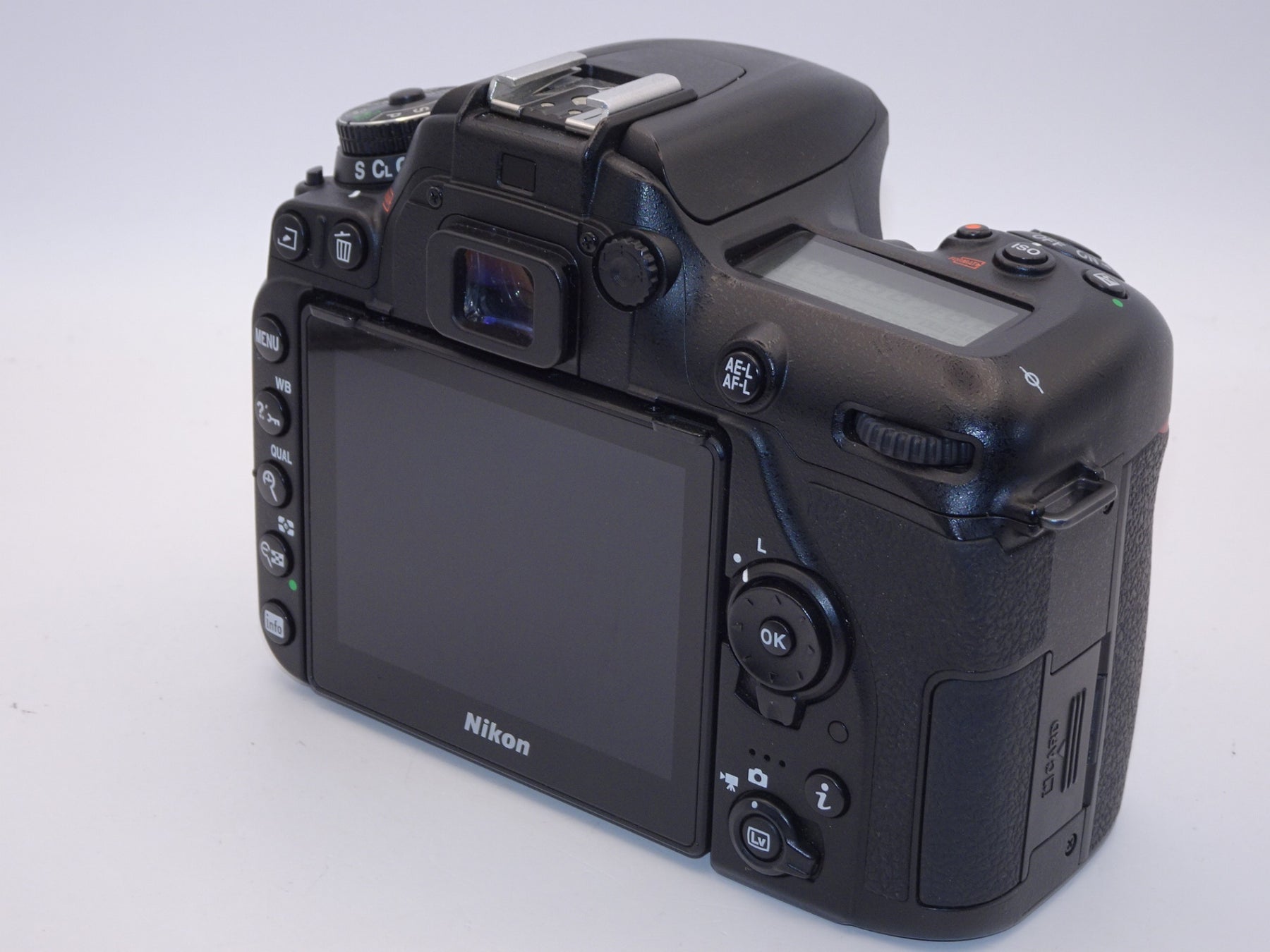 【外観並級】Nikon デジタル一眼レフカメラ D7500 ボディ ブラック