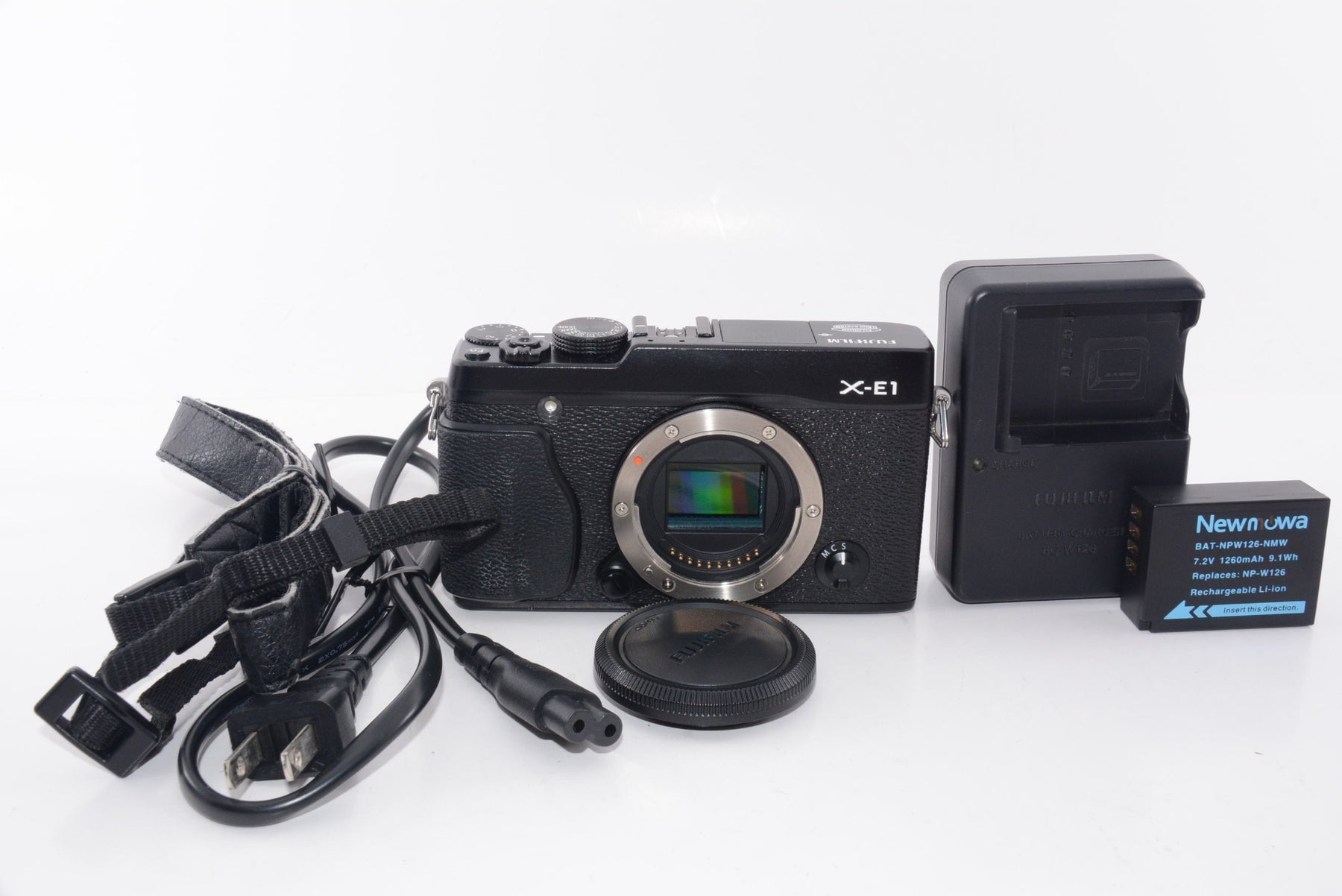 【外観並級】FUJIFILM ミラーレス一眼 X-E1 ボディ ブラック FX-X-E1B