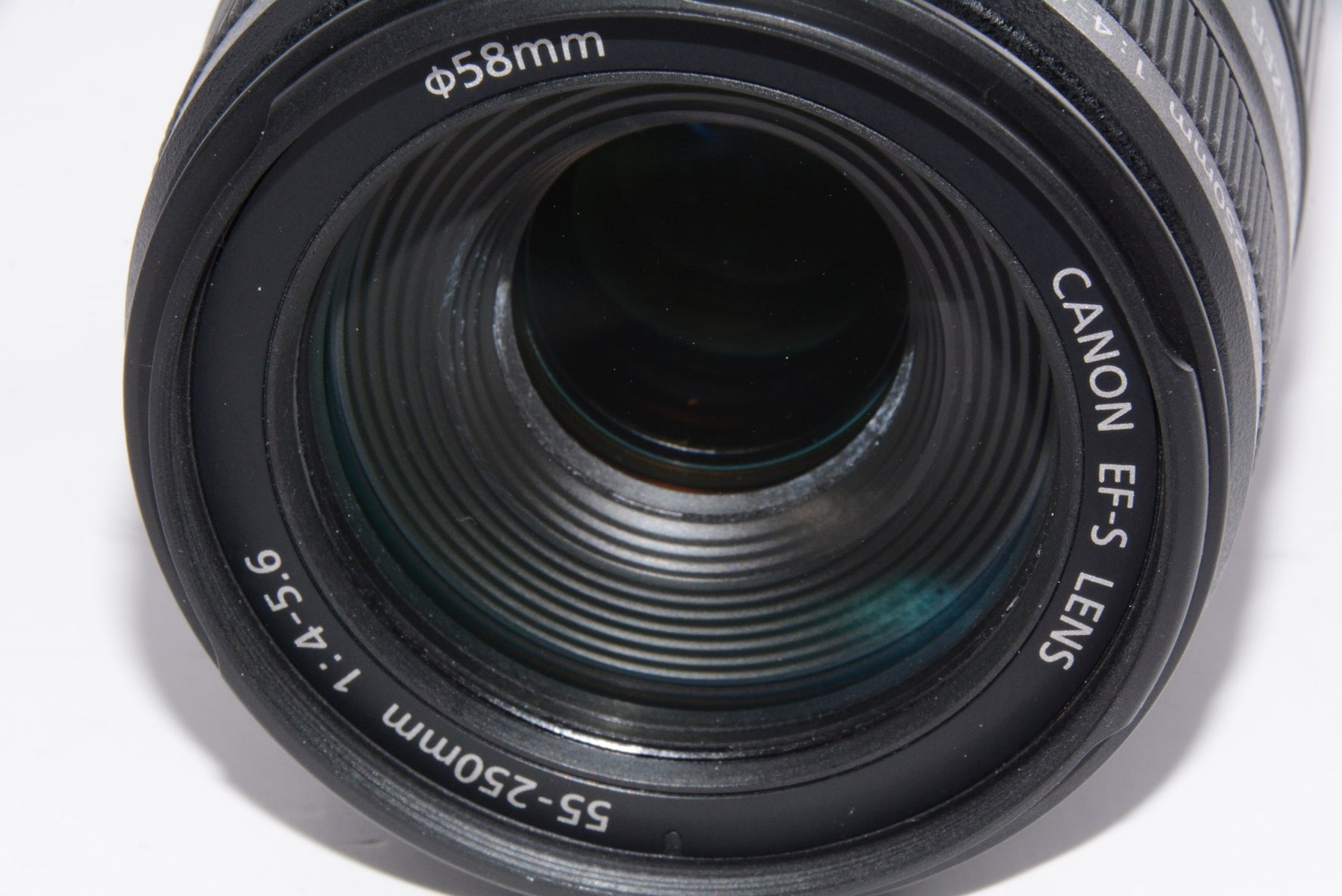 【外観特上級】Canon 望遠レンズ EF-S55-250mm F4-5.6 IS