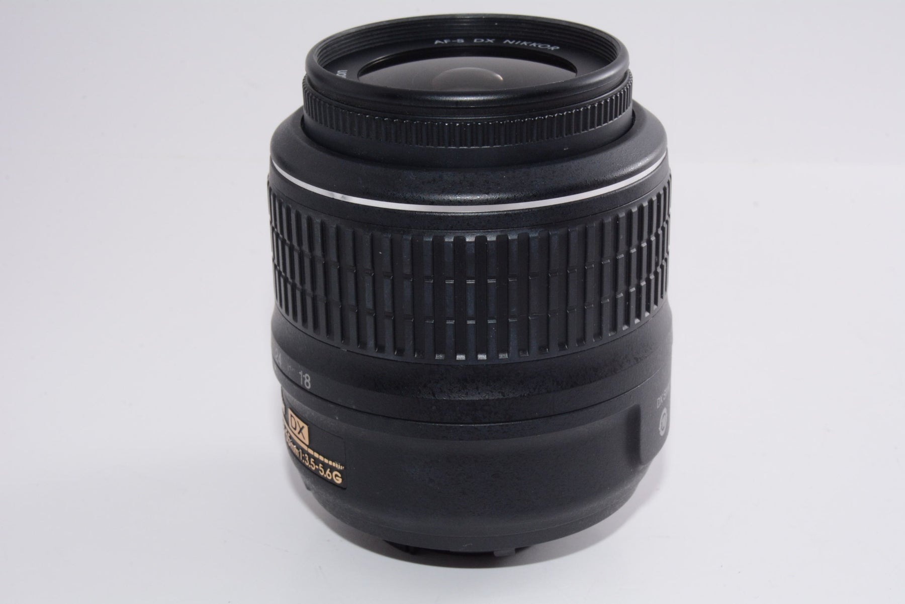 【外観特上級】Nikon 標準ズームレンズ AF-S DX NIKKOR 18-55mm f3.5-5.6G VR