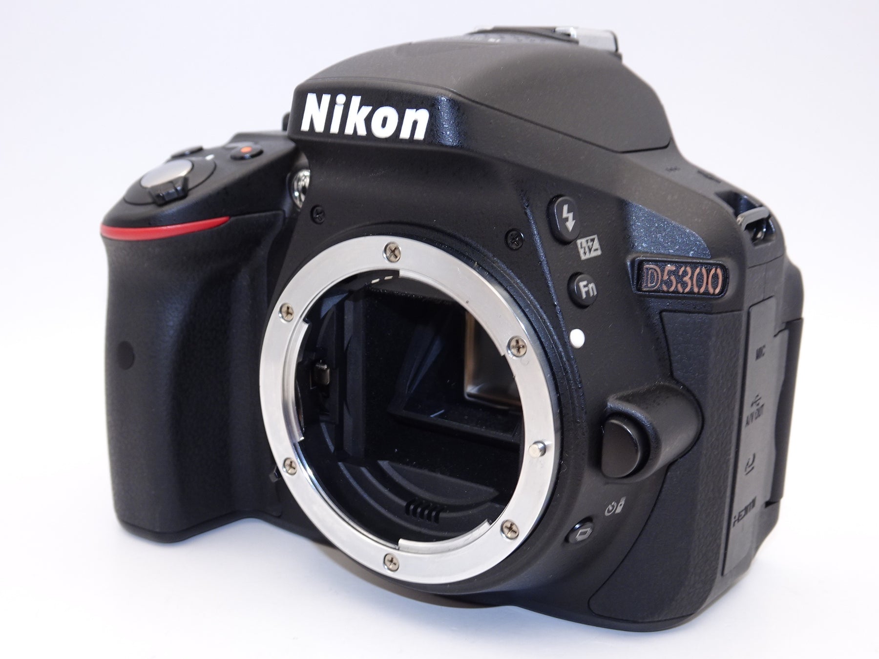 【外観特上級】Nikon デジタル一眼レフカメラ D5300 18-55mm VR II レンズキット ブラック