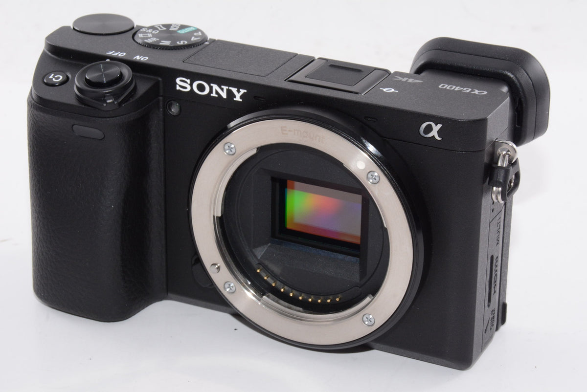 【ほぼ新品】ソニー ミラーレス一眼 α6400 ダブルズームレンズキット