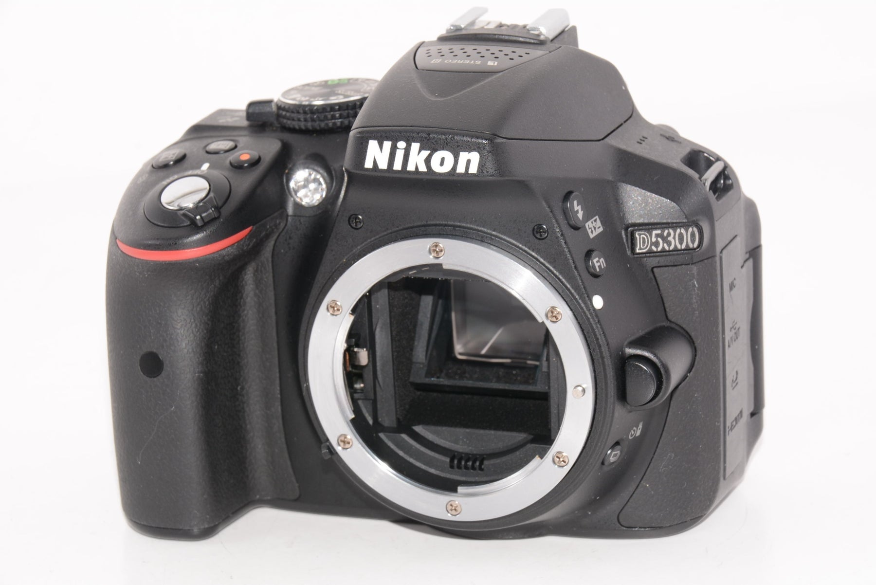 【外観特上級】Nikon デジタル一眼レフカメラ D5300 18-140VR レンズキット ブラック D5300LK18-140VRBK