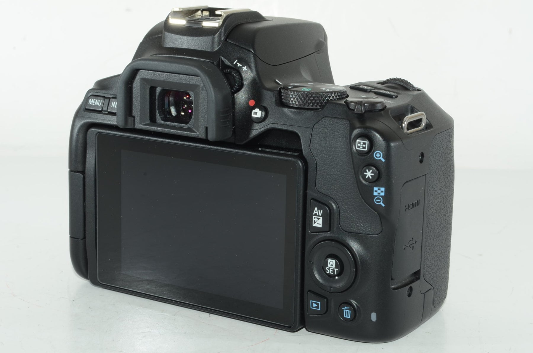 【外観特上級】Canon EOS Kiss X10 ダブルズームキット ブラック