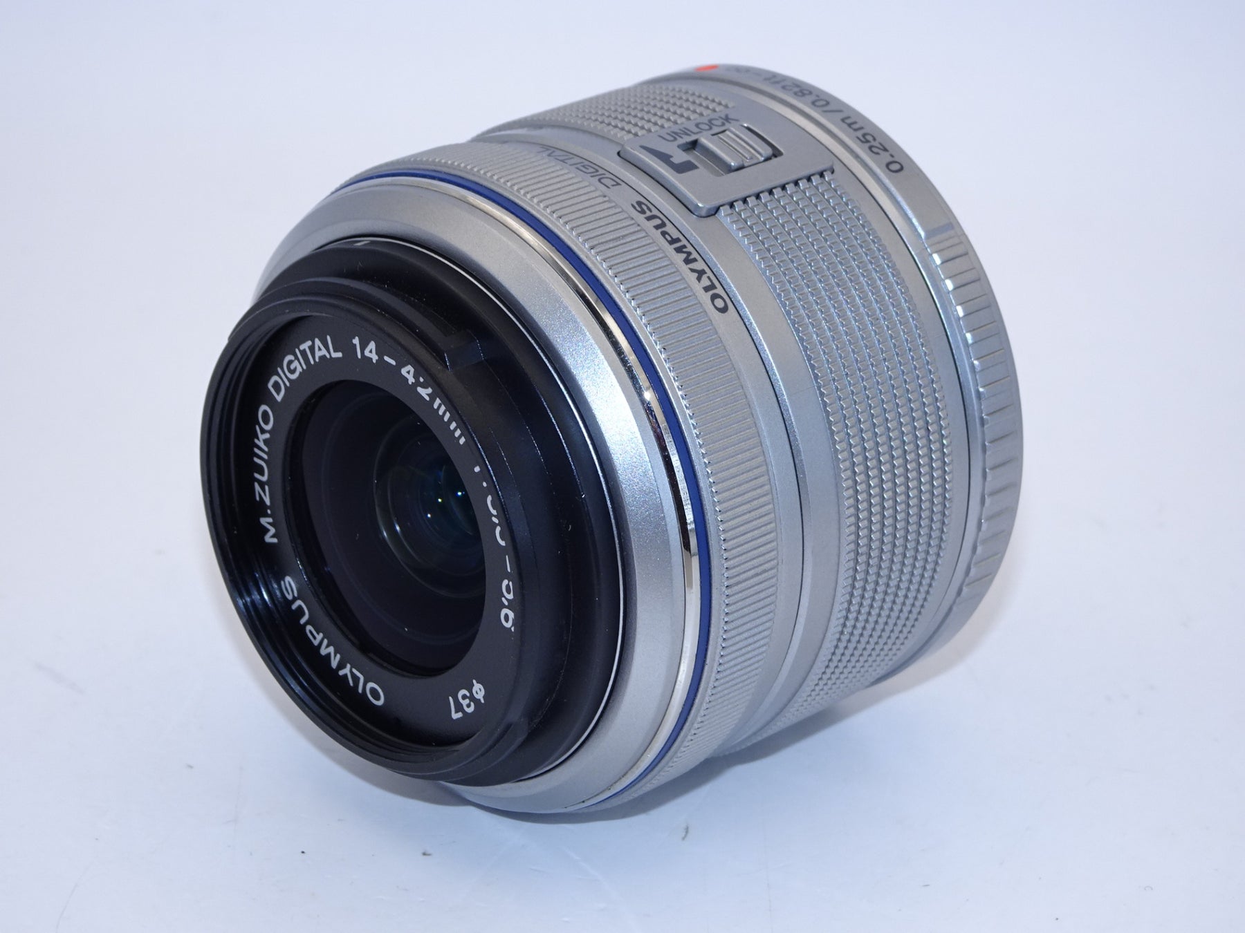 【外観特上級】OLYMPUS M.ZUIKO DIGITAL 14-42mm F3.5-5.6 II R