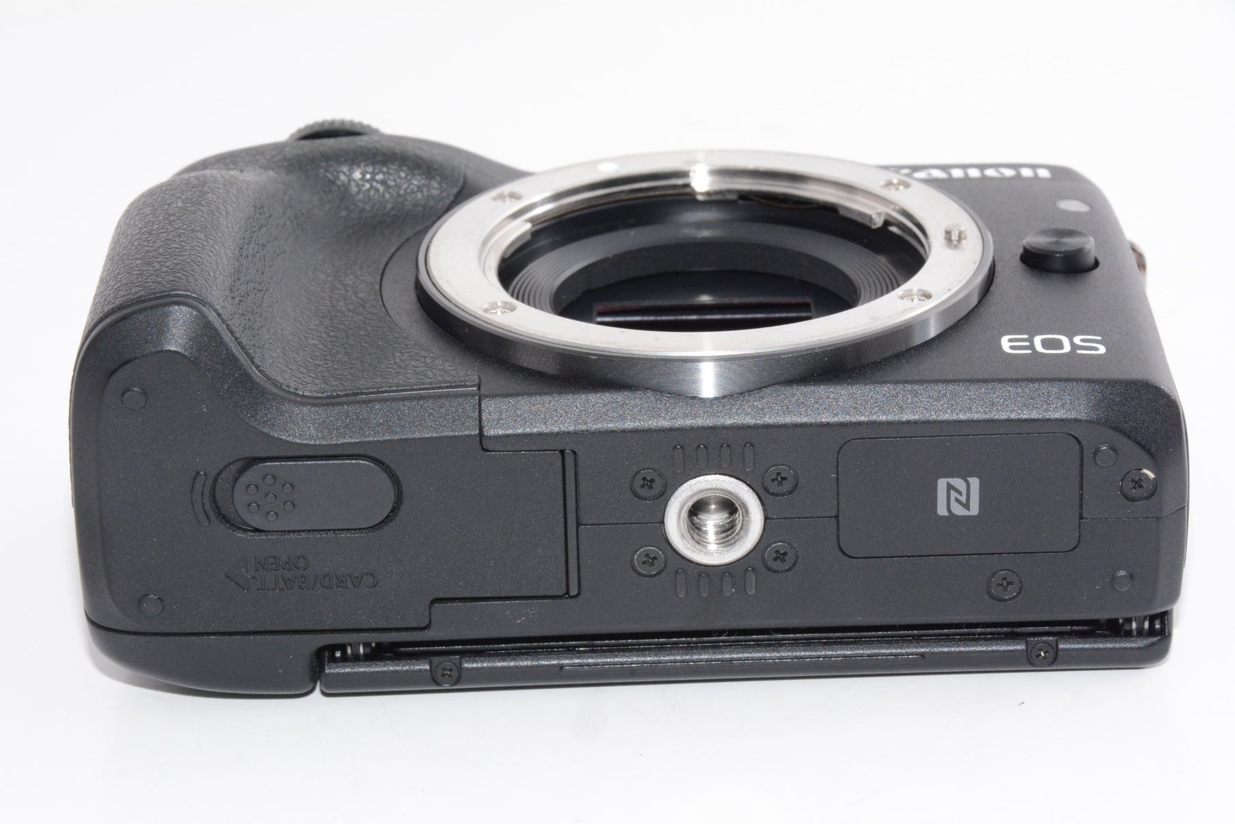 【外観特上級】Canon ミラーレス一眼カメラ EOS M3 ボディ(ブラック) EOSM3BK-BODY