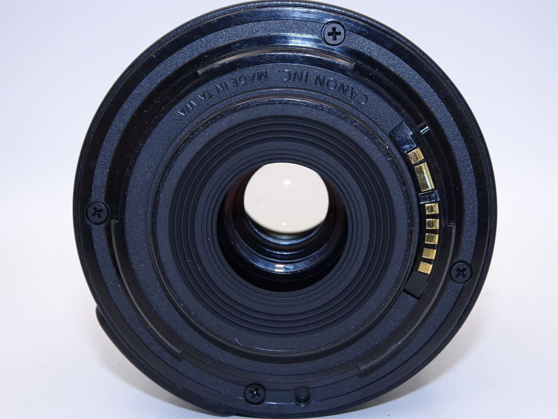 【外観特上級】Canon 標準ズームレンズ EF-S18-55mm F3.5-.5.6 IS II