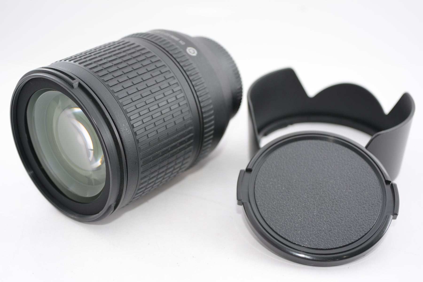 【外観特上級】Nikon AF-S DX Zoom Nikkor ED 18-135mm F3.5-5.6G (IF)