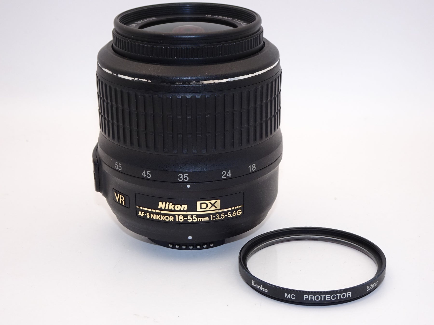 【外観並級】Nikon 標準ズームレンズ AF-S DX NIKKOR 18-55mm f3.5-5.6G VR