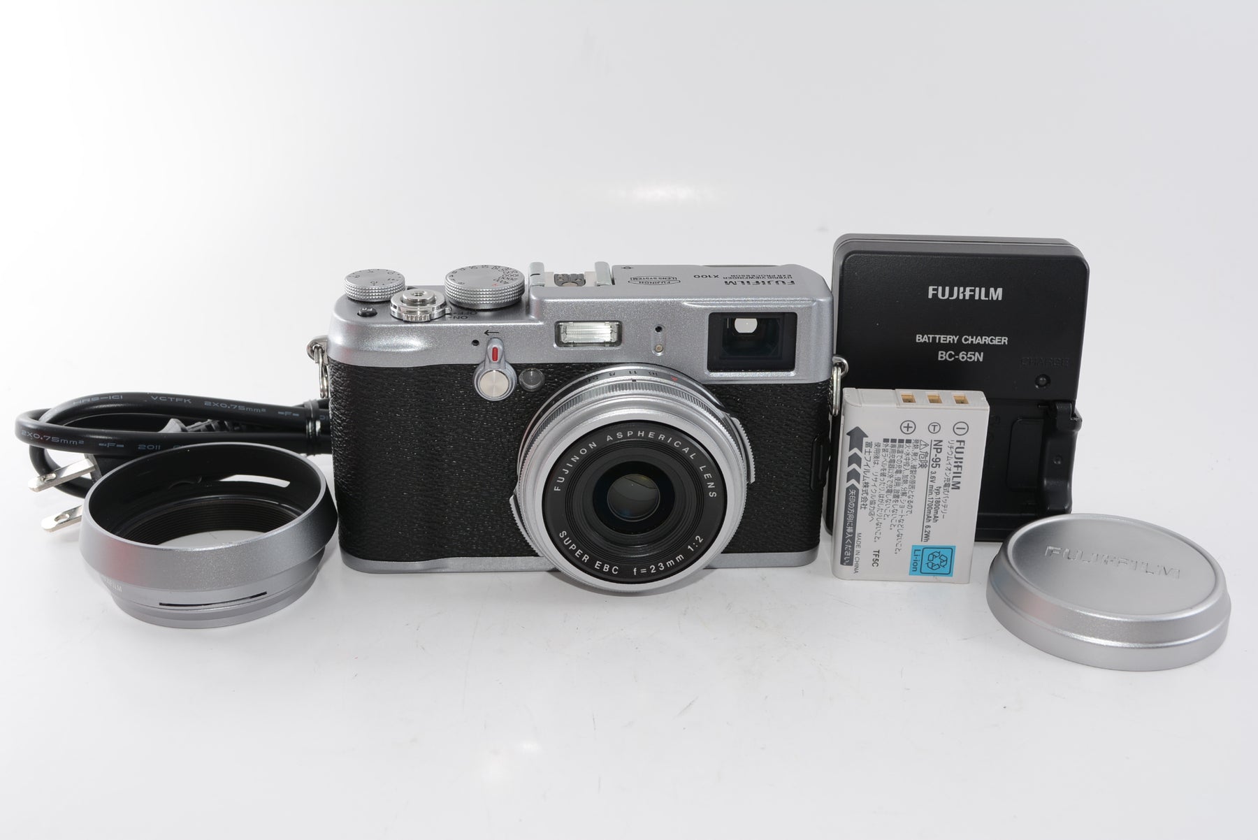 【外観並級】Fujifilm FinePix x100 シルバー デジタルカメラ