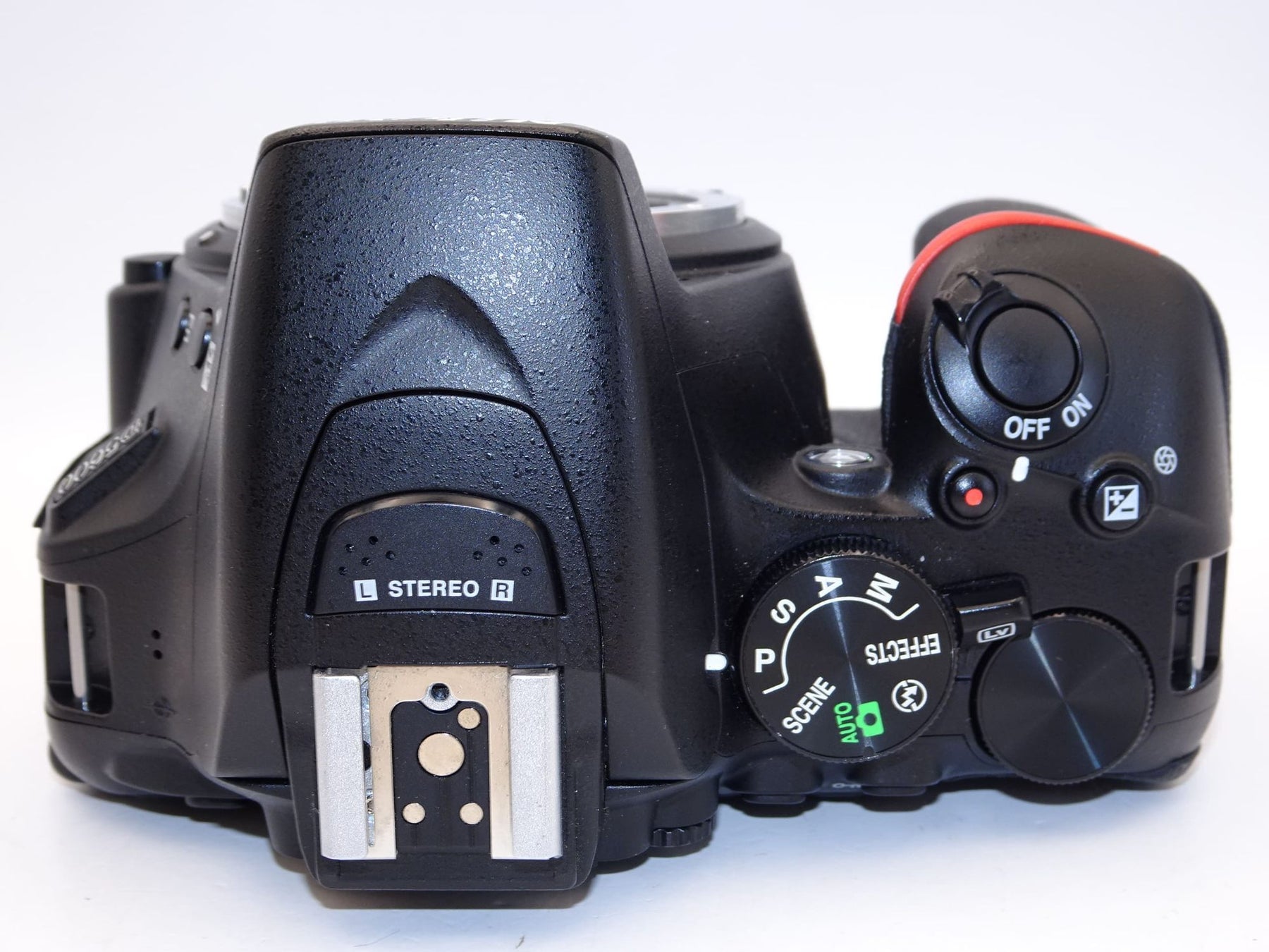 【外観並級】Nikon デジタル一眼レフカメラ D5600 ボディ