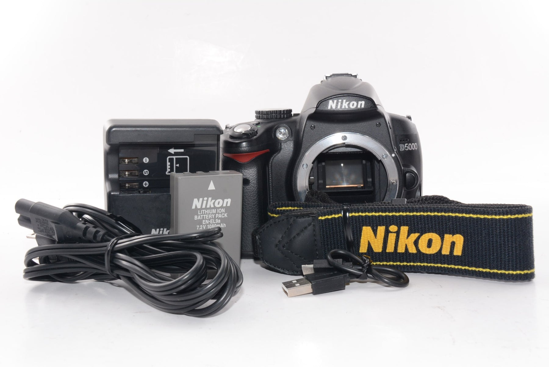 【外観特上級】Nikon デジタル一眼レフカメラ D5000 ボディ