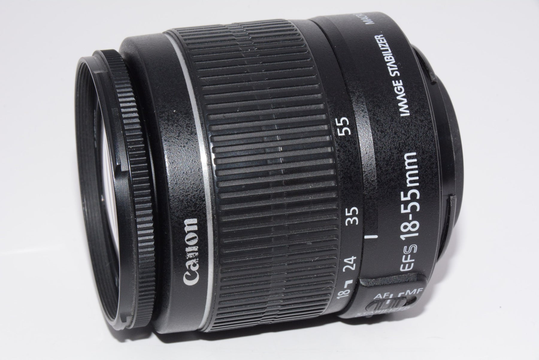 【外観特上級】Canon 標準ズームレンズ EF-S18-55mm F3.5-.5.6 IS II