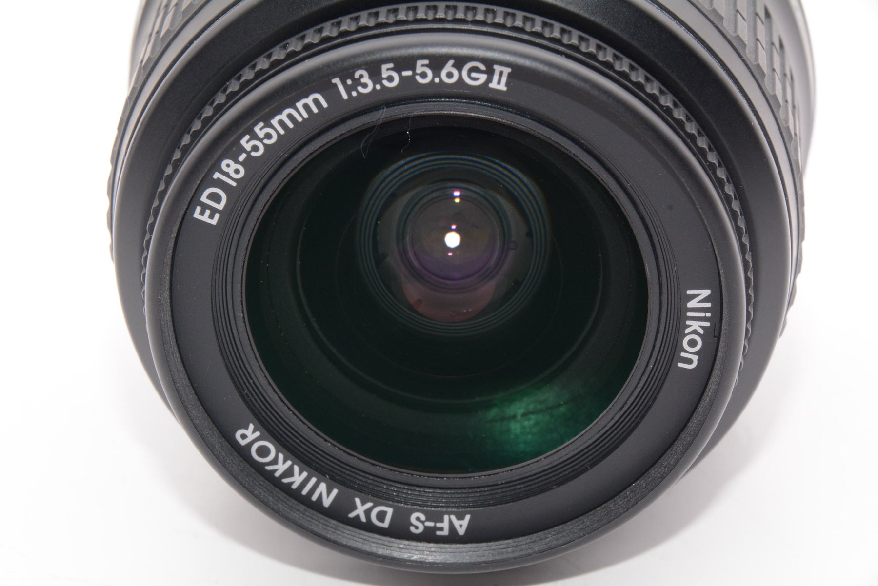 【外観特上級】Nikon 標準ズームレンズ AF-S DX Zoom Nikkor ED 18-55mm f/3.5-5.6 G II ブラック