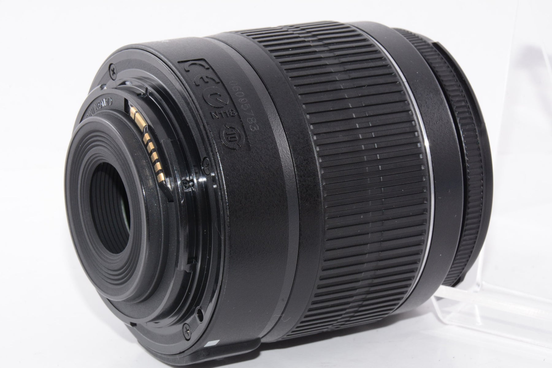 【外観特上級】Canon 標準ズームレンズ EF-S18-55mm F3.5-.5.6 IS II