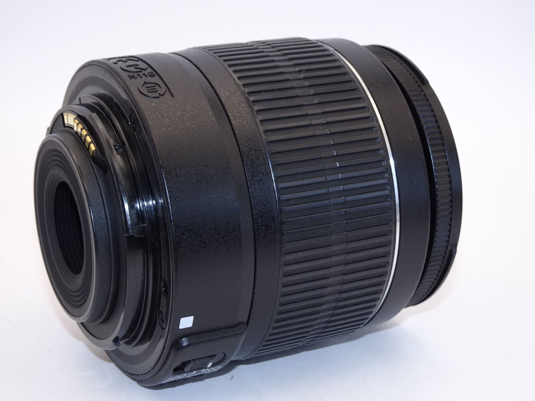 【外観特上級】Canon 標準ズームレンズ EF-S18-55mm F3.5-.5.6 IS II