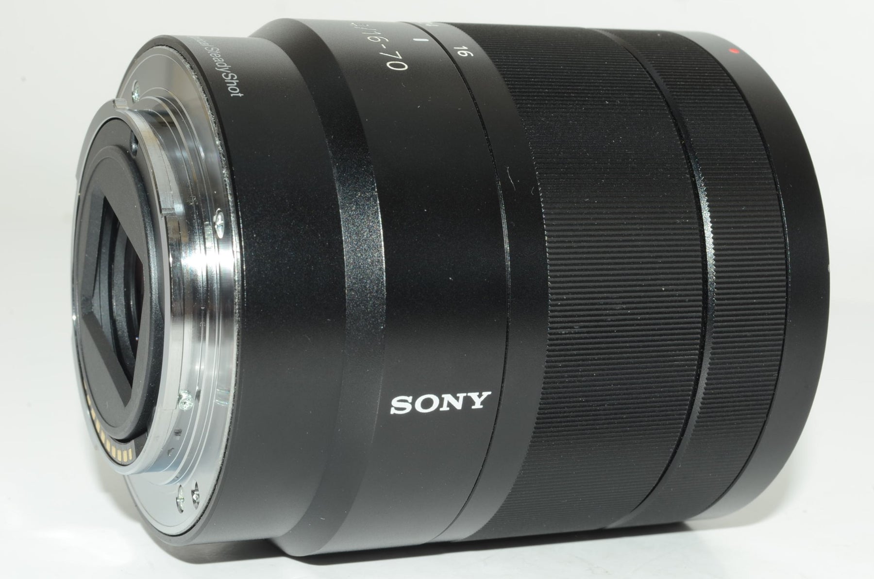 【外観特上級】ソニー SONY 標準ズームレンズ Vario-Tessar T* E 16-70mm F4 ZA OSS ソニー Eマウント用 APS-C専用 SEL1670Z