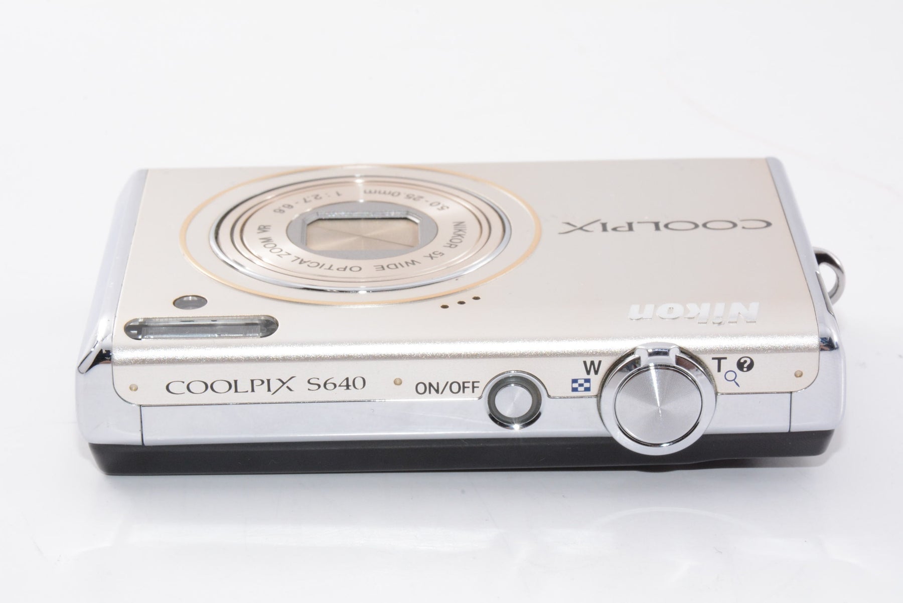 【外観特上級】Nikon デジタルカメラ COOLPIX (クールピクス) S640 アイスシルバー S640SL