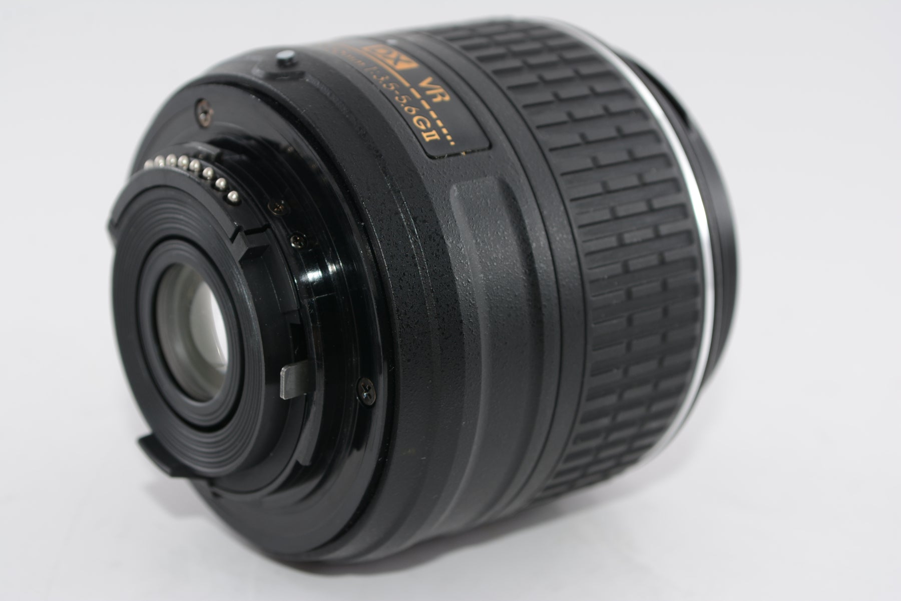 【外観特上級】Nikon 標準ズームレンズ AF-S DX NIKKOR 18-55mm f/3.5-5.6G VR II