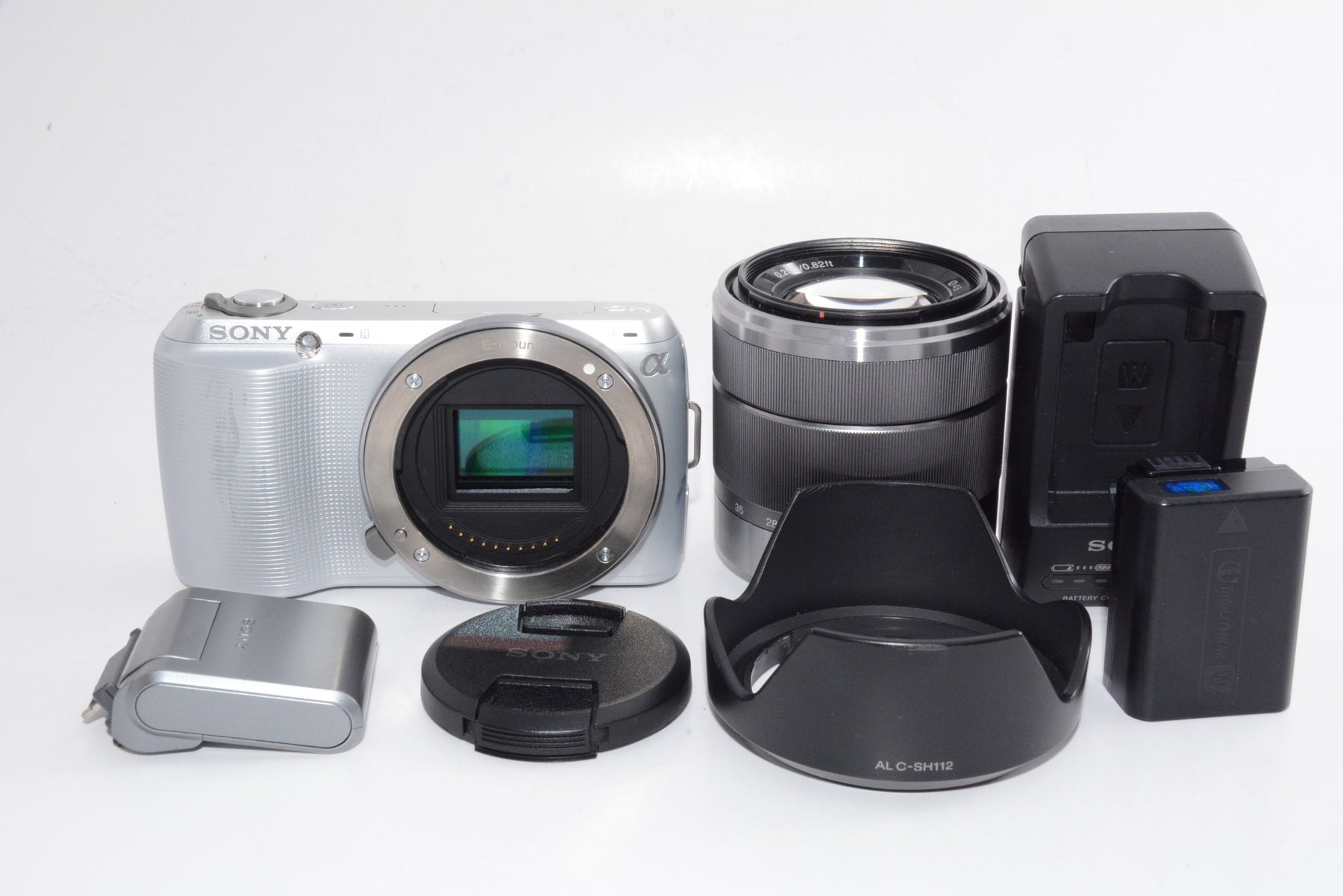 【外観並級】ソニー SONY ミラーレス一眼レフα NEX-C3 ズームレンズキット シルバー NEX-C3K/S