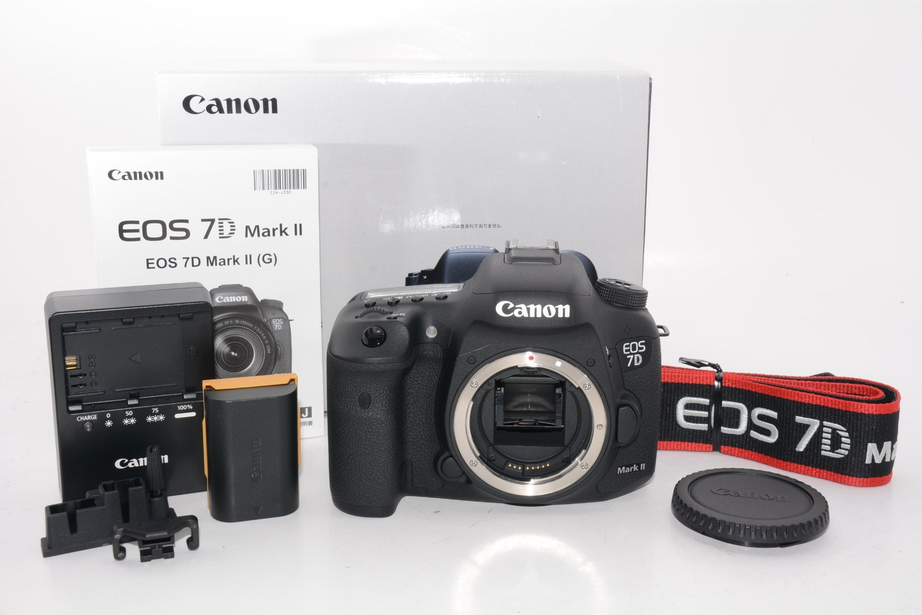 【ほぼ新品】Canon デジタル一眼レフカメラ EOS 7D Mark IIボディ EOS7DMK2