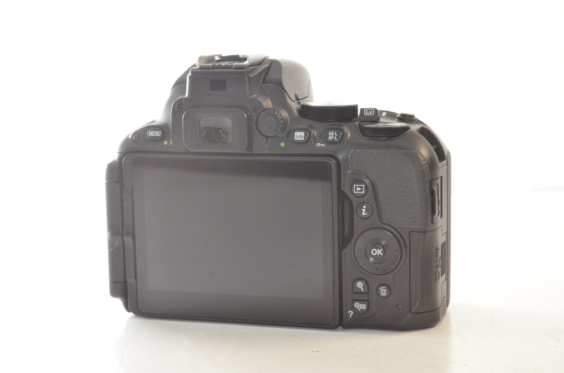 【外観並級】Nikon デジタル一眼レフカメラ D5500 18-55 VRII レンズキット ブラック 2416万画素 3.2型液晶 タッチパネル D5500LK18-55BK