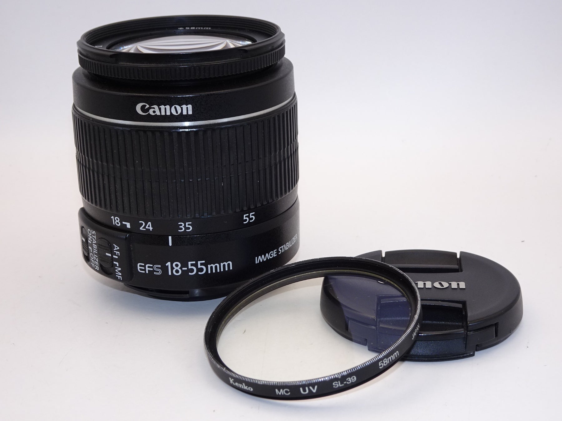 【外観特上級】Canon 標準ズームレンズ EF-S18-55mm F3.5-.5.6 IS II