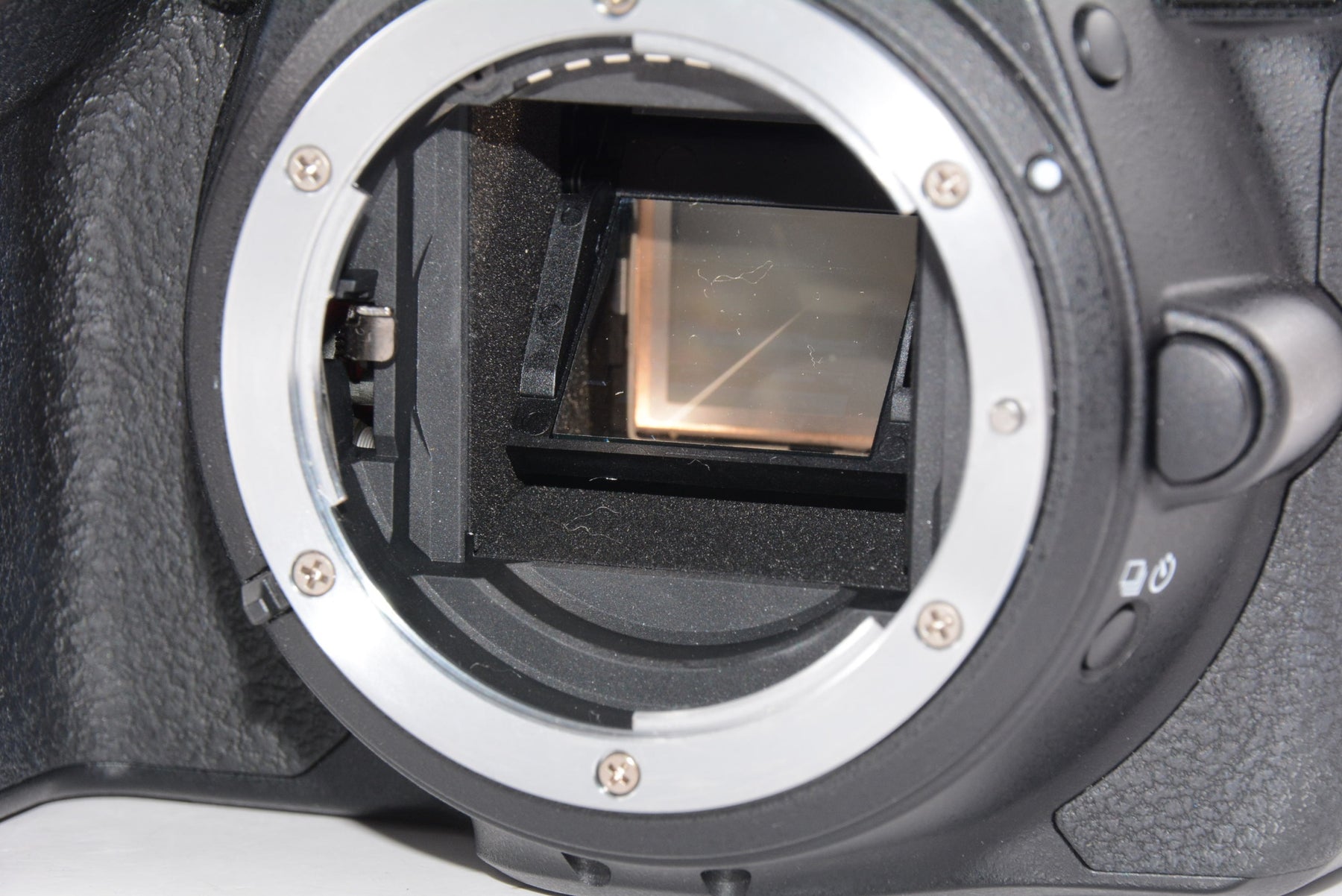 【外観特上級】Nikon デジタル一眼レフカメラ D5600 18-140 VR レンズキット ブラック D5600LK18-140BK