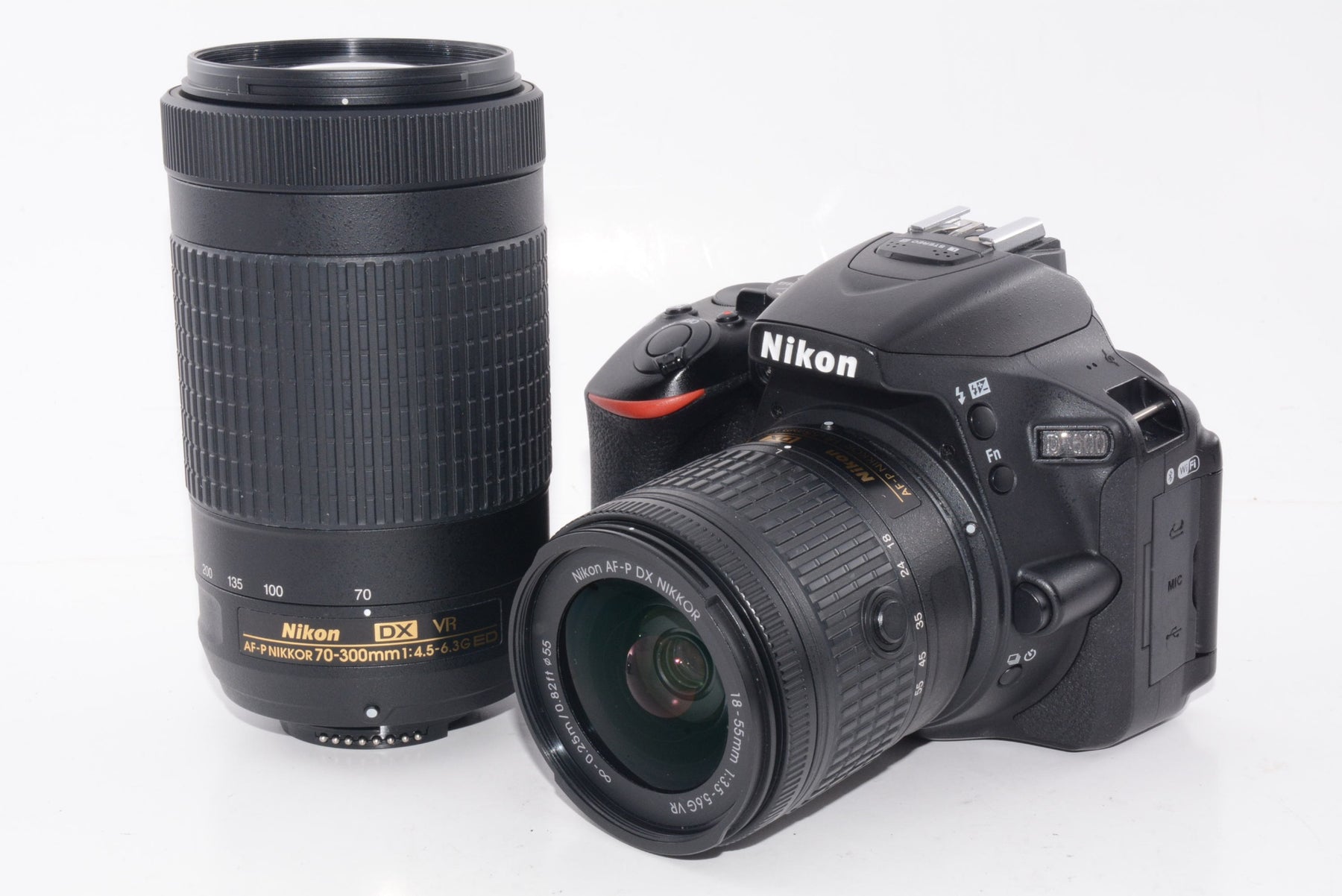 【外観並級】Nikon デジタル一眼レフカメラ D5600 ダブルズームキット ブラック D5600WZBK