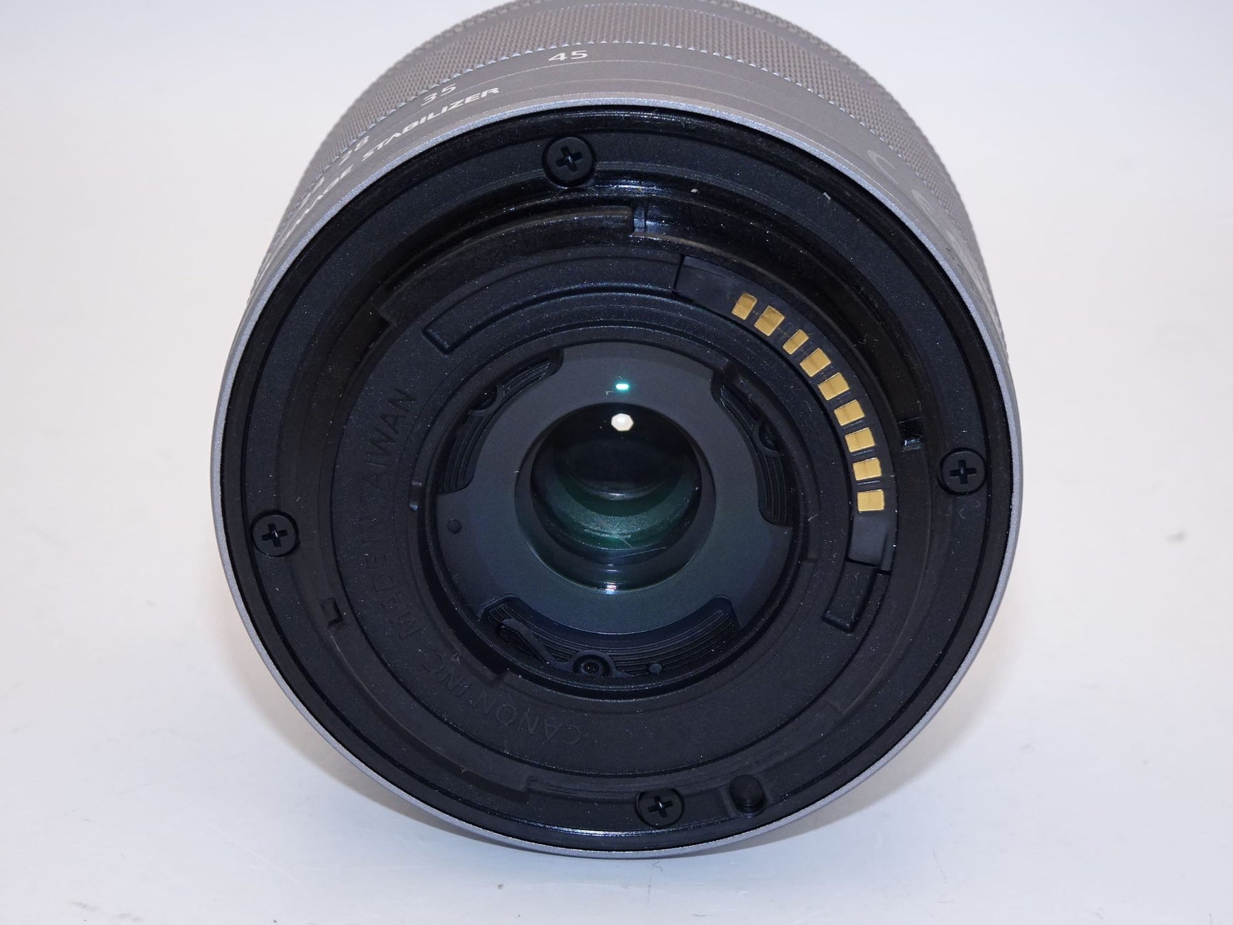 【外観並級】Canon 標準ズームレンズ EF-M15-45mm F3.5-6.3IS STM(シルバー) ミラーレス一眼対応 EF-M15-45ISSTMSL