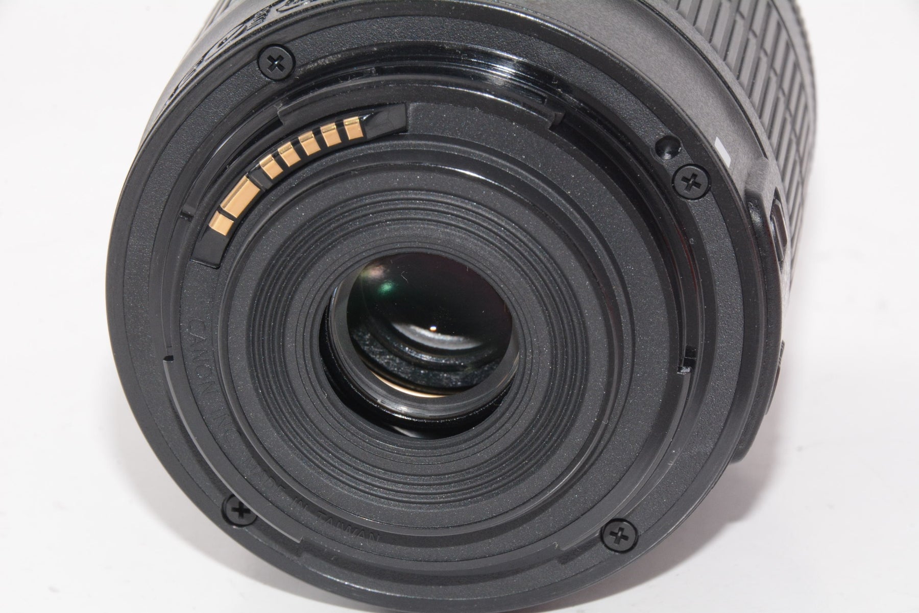 【外観特上級】Canon 標準ズームレンズ EF-S18-55mm F3.5-5.6 IS STM