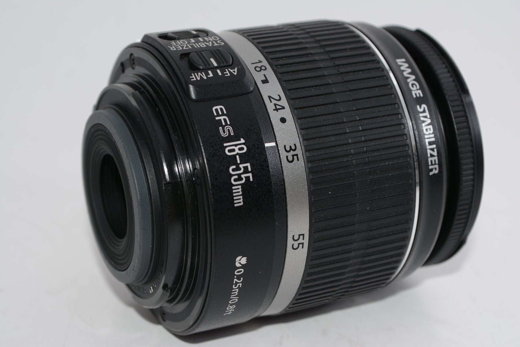 【外観特上級】Canon 標準ズームレンズ EF-S18-55mm F3.5-5.6 IS