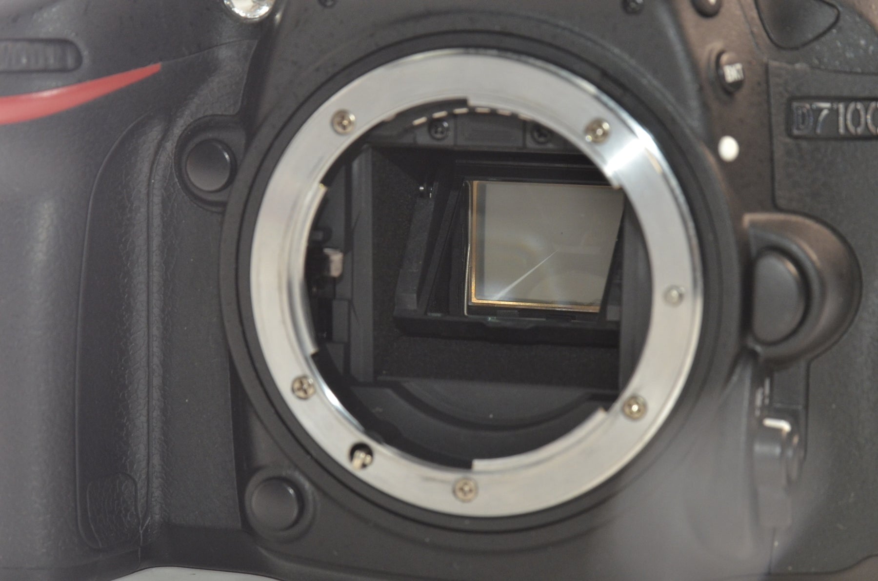 【外観特上級】Nikon デジタル一眼レフカメラ D7100 ボディー D7100