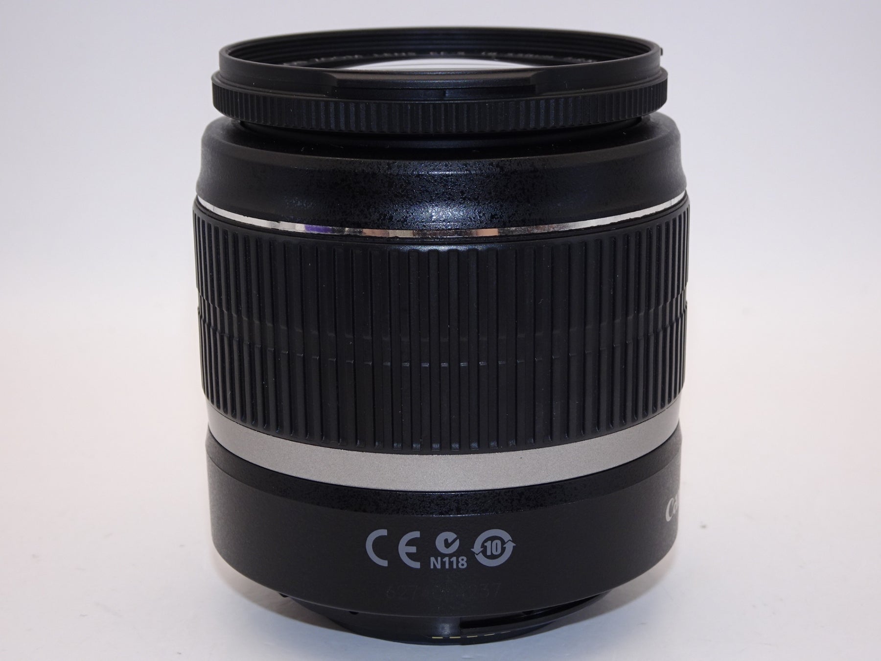 【外観特上級】Canon 標準ズームレンズ EF-S18-55mm F3.5-5.6 IS