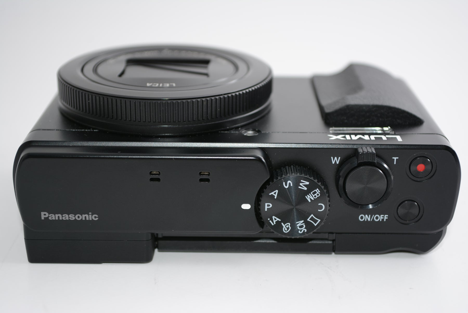 【ほぼ新品】パナソニック コンパクトデジタルカメラ ルミックス TZ95D 光学30倍 ブラック DC-TZ95D-K