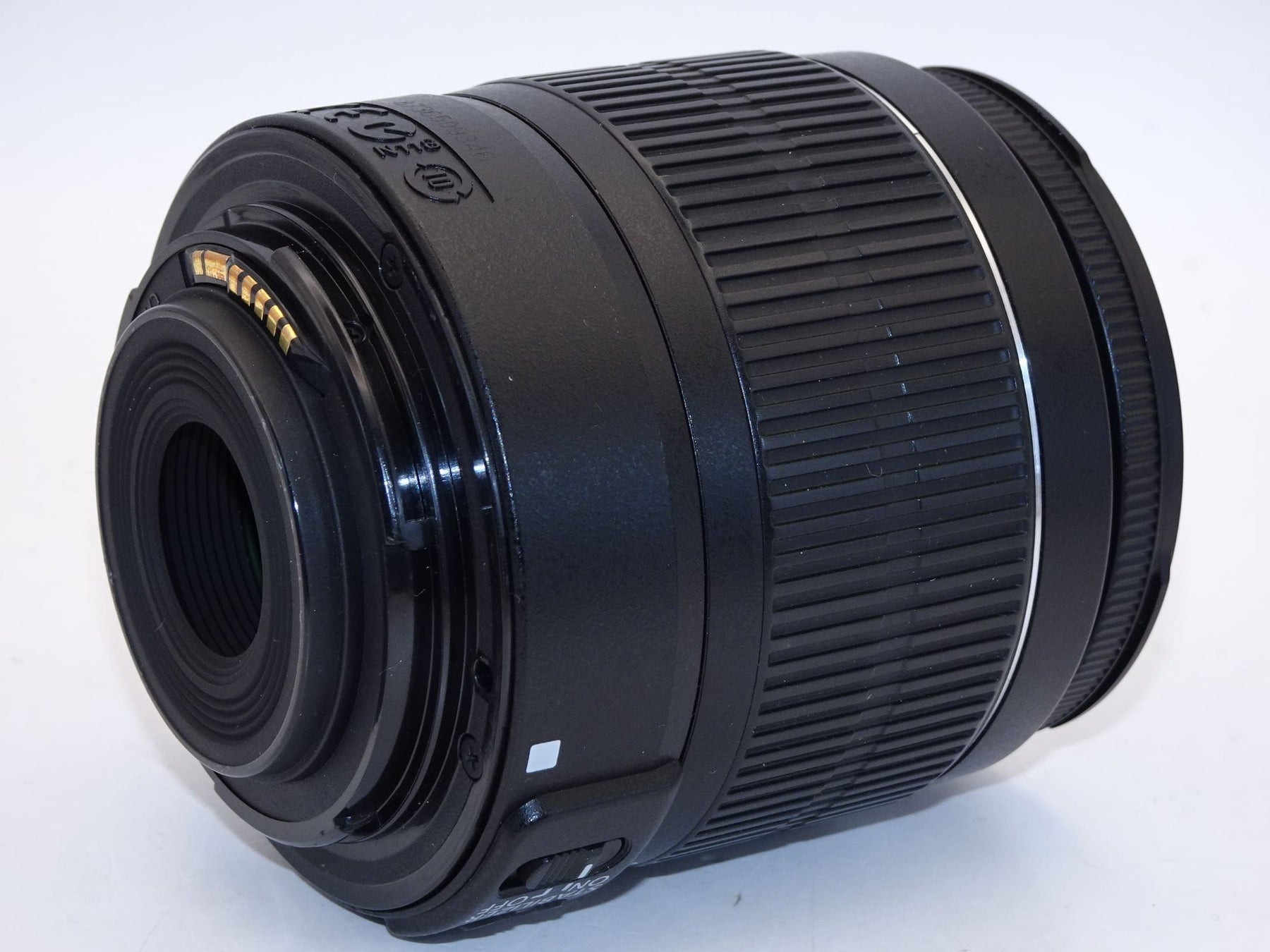 【外観特上級】Canon 標準ズームレンズ EF-S18-55mm F3.5-.5.6 IS II