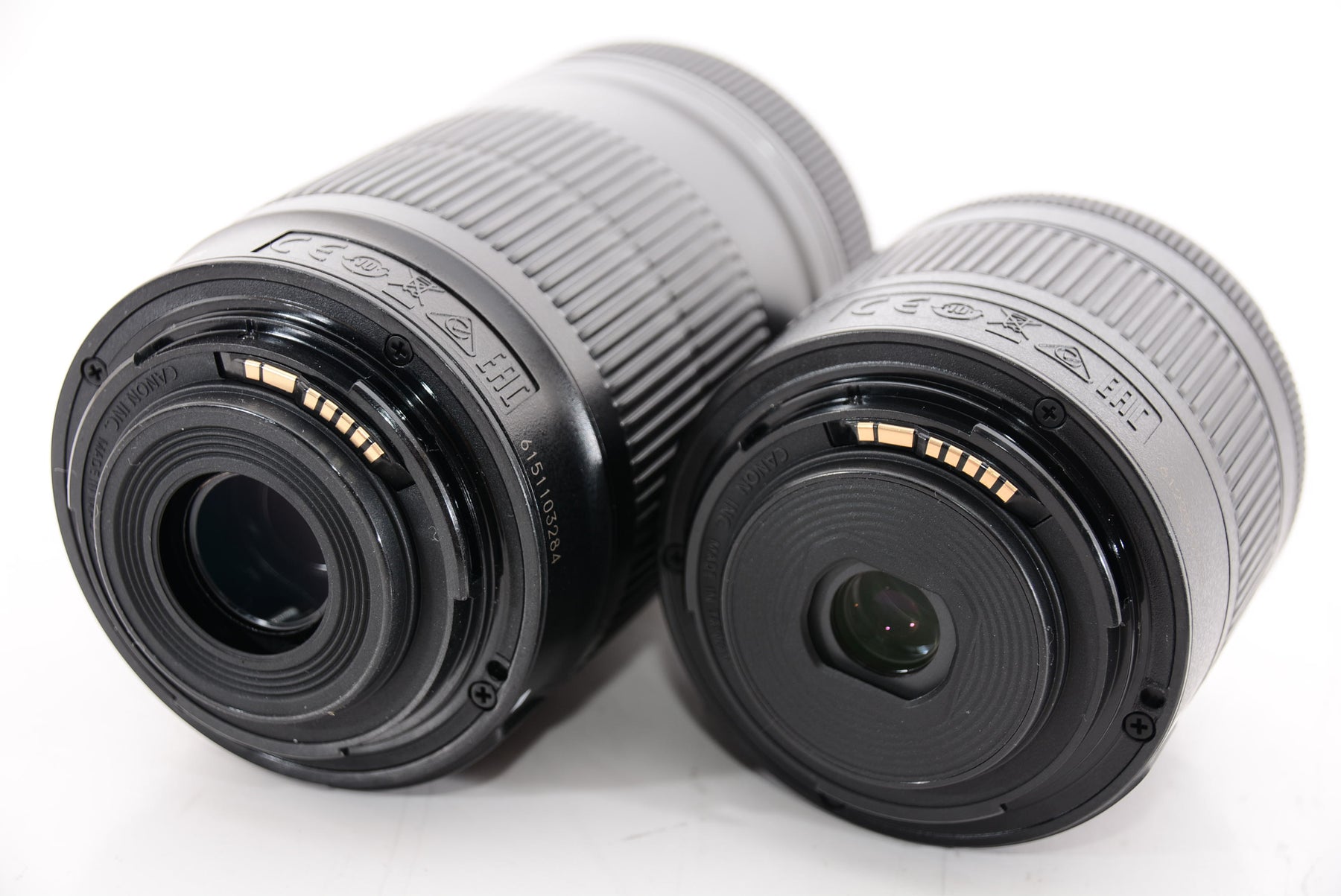 【外観特上級】Canon デジタル一眼レフカメラ「EOS Kiss X9」ダブルズームキット (ブラック) EOSKISSX9BK-WKIT