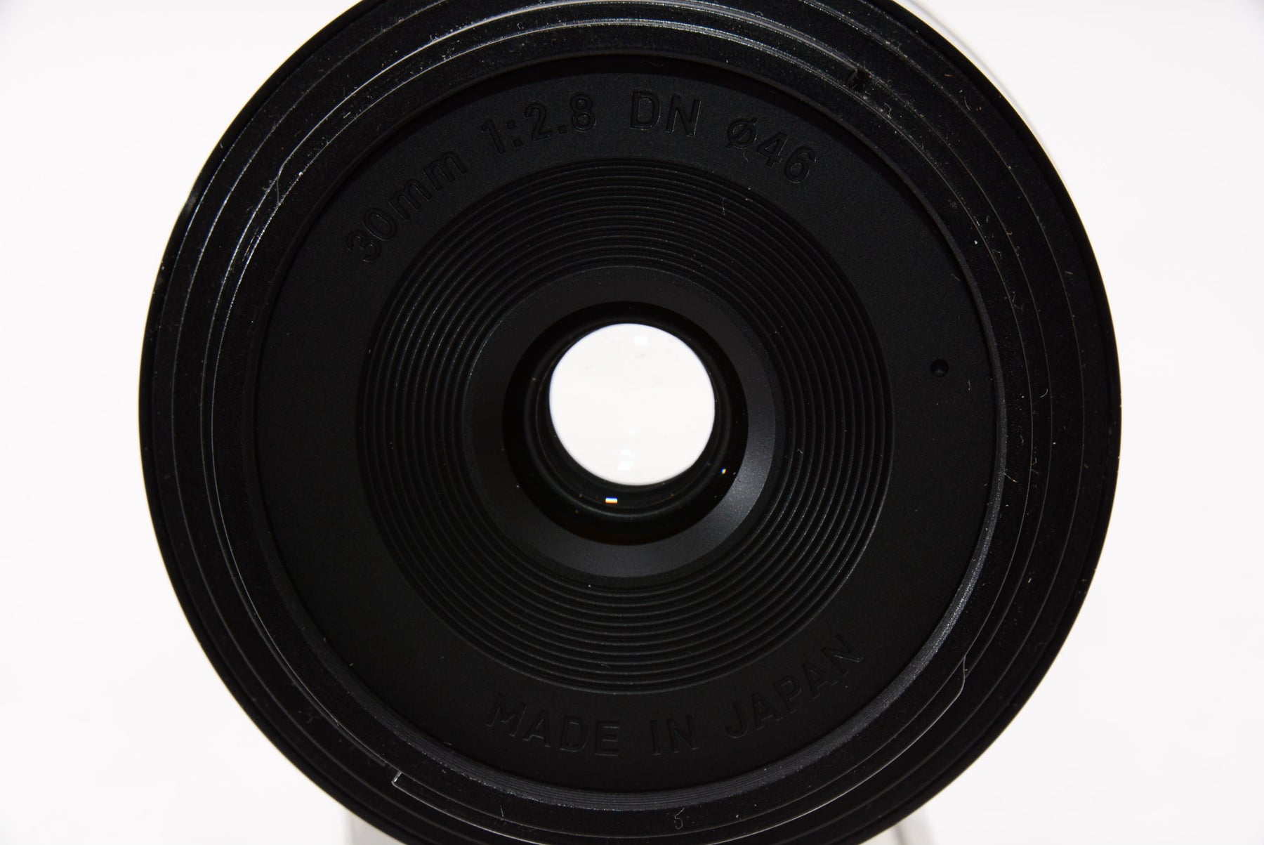 【オススメ】SIGMA 単焦点レンズ Art 30mm F2.8 DN ブラック マイクロフォーサーズ用 ミラーレスカメラ専用 929695