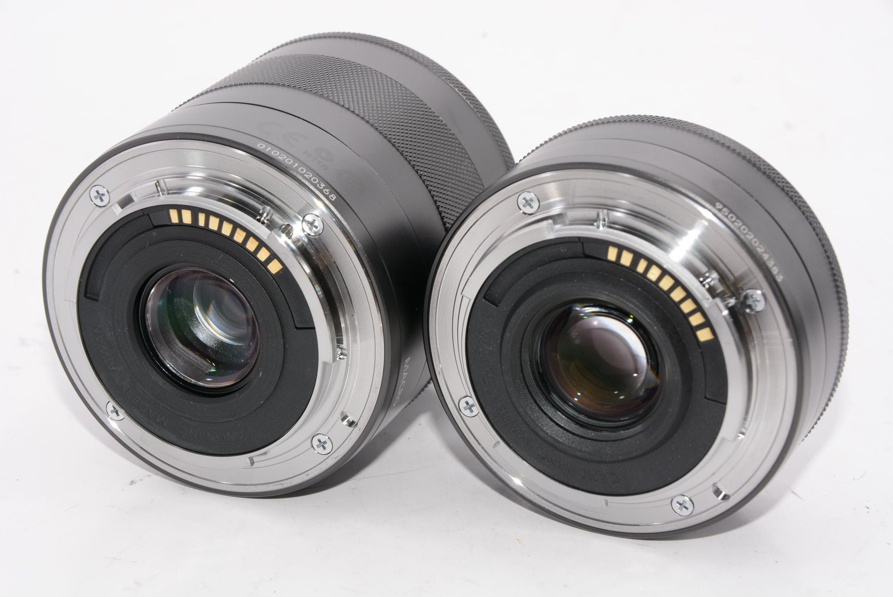 【外観特上級】Canon ミラーレス一眼カメラ EOS M3 ダブルレンズキット(ブラック) EF-M18-55mm F3.5-5.6 IS STM EF-M22mm F2 STM 付属 EOSM3BK-WLK
