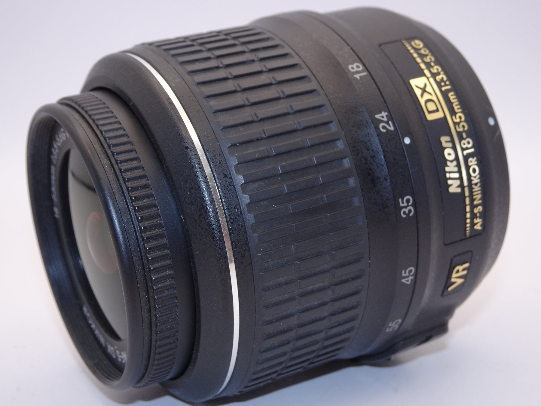 【外観特上級】Nikon デジタル一眼レフカメラ D5000 レンズキット D5000LK