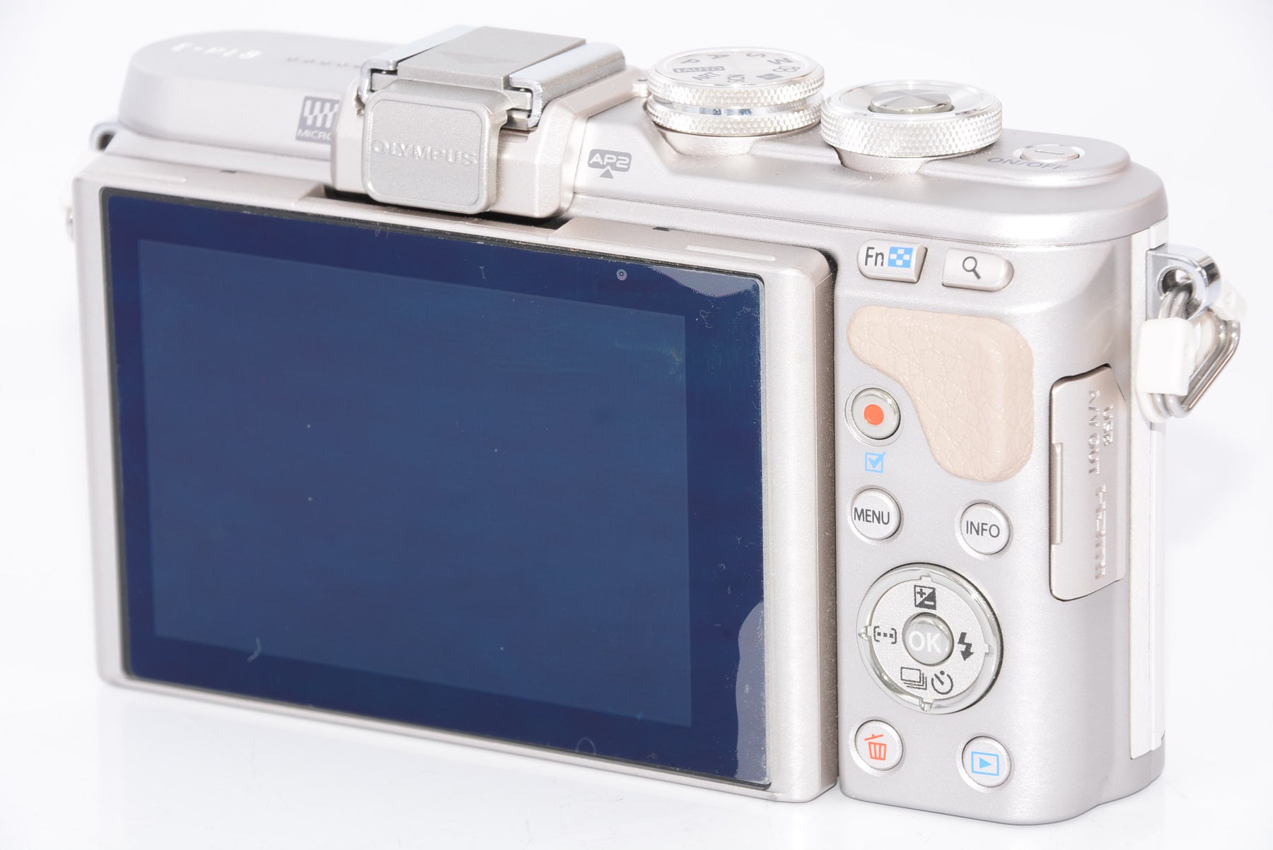 【外観特上級】OLYMPUS ミラーレス一眼 E-PL8 ダブルズームキット ホワイト